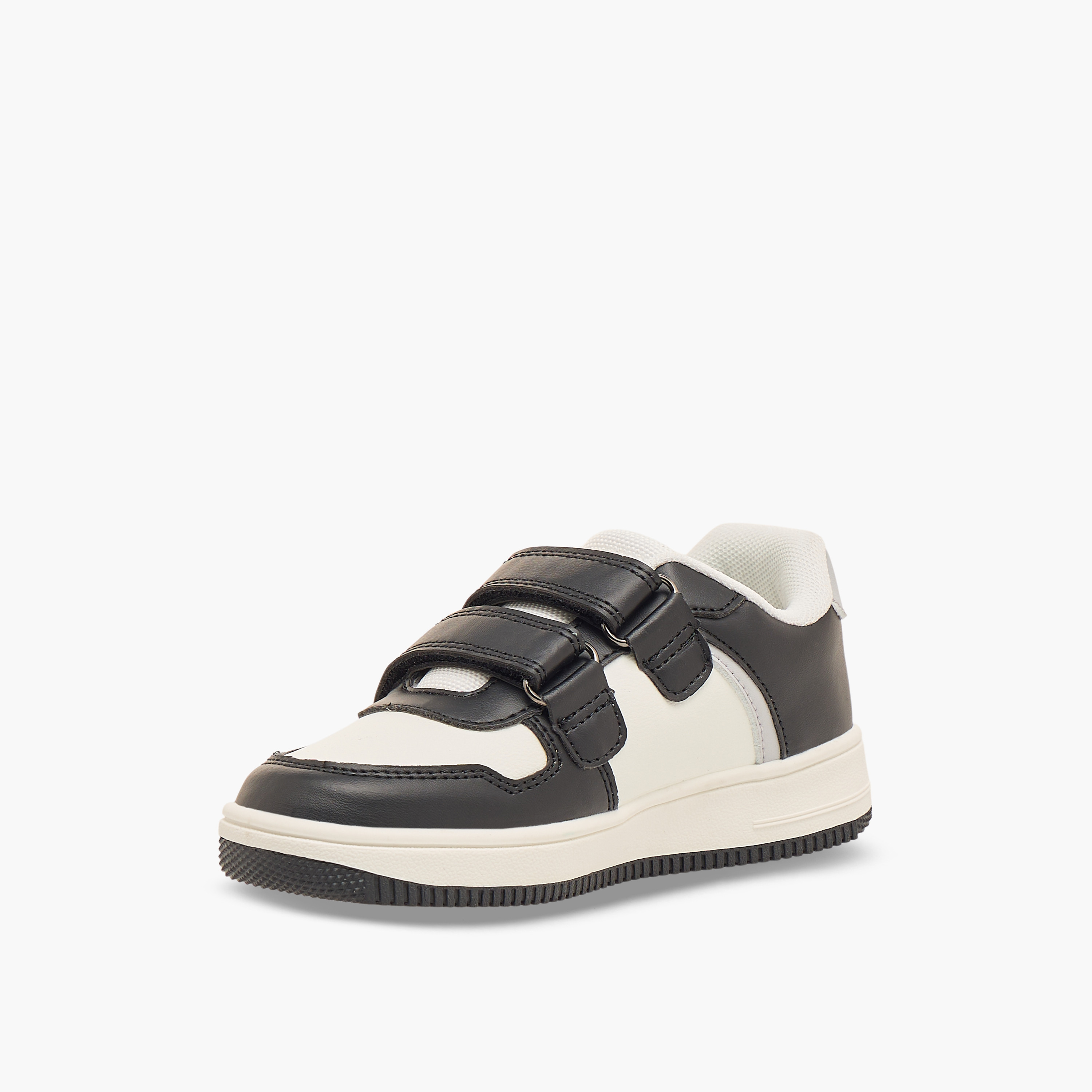 حذاء رياضي بشريط لاصق للأطفال من جونيورز-boys-shoes-schoolshoes-image-4