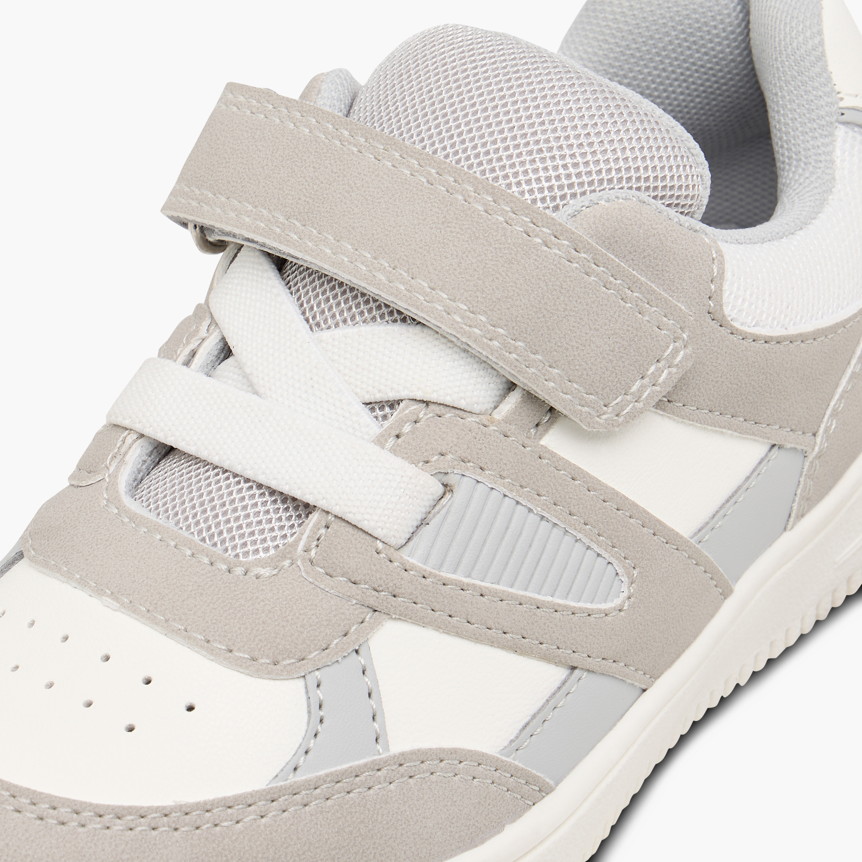 Juniors Panelled Sneakers with Hook and Loop Closure-boys-shoes-sneakers-image-4