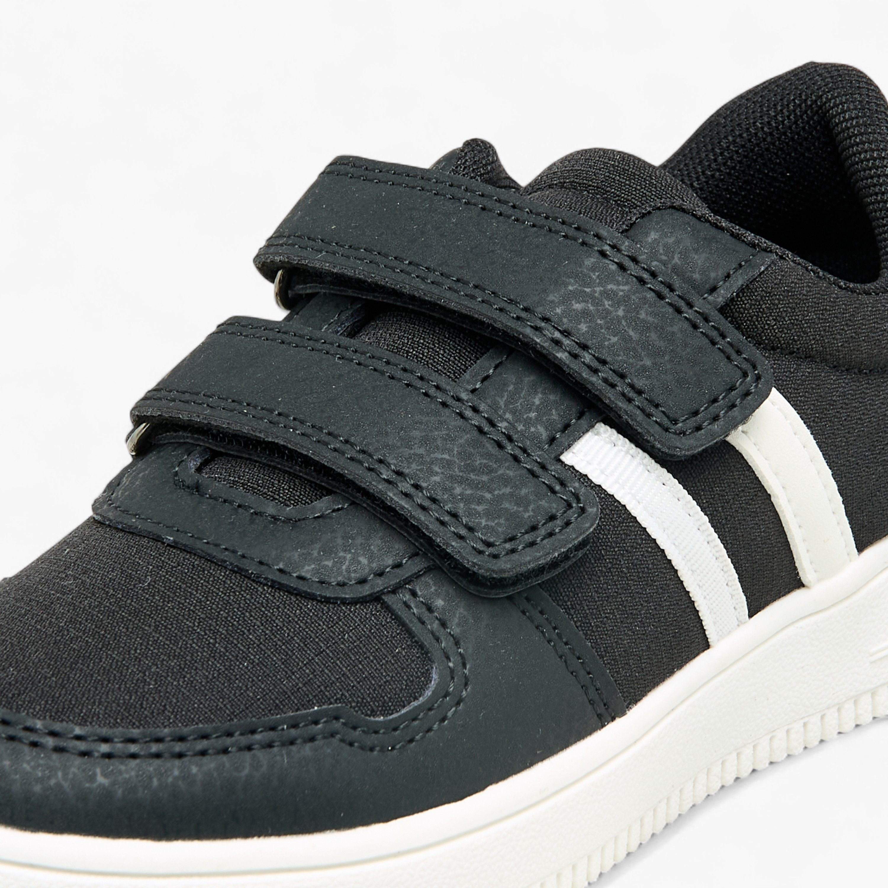 حذاء سنيكرز بألواح وشريط إغلاق للأولاد من جونيورز-boys-shoes-sneakers-image-3