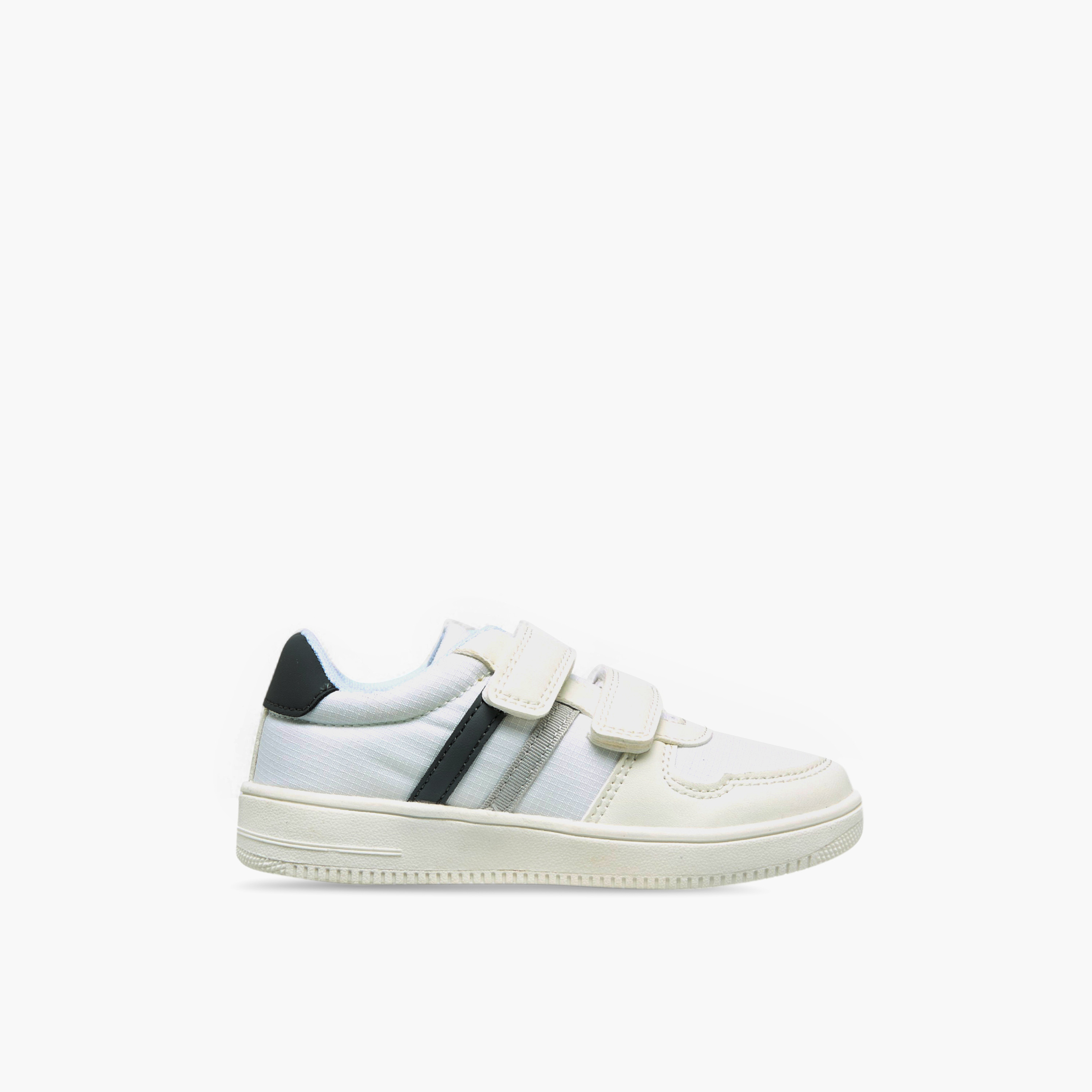 حذاء سنيكرز بألواح وشريط إغلاق للأولاد من جونيورز-boys-shoes-sneakers-image-3