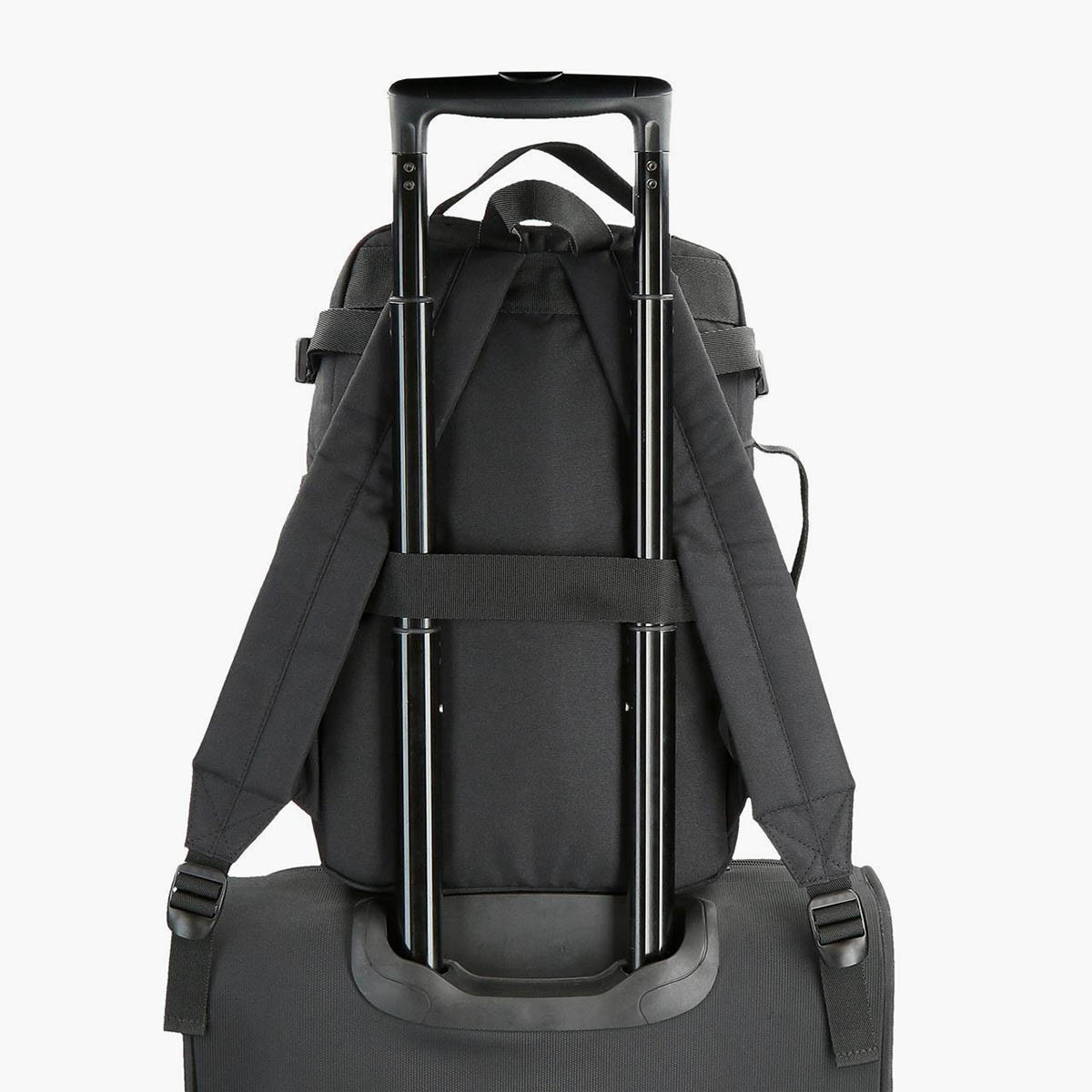 شنطة ظهر مدرسية بحمالات قابلة للتعديل وسحاب إغلاق وطبعات شعار من ريبوك -  38x19x43 سم-school-bagsandbackpacks-backpacks-image-1