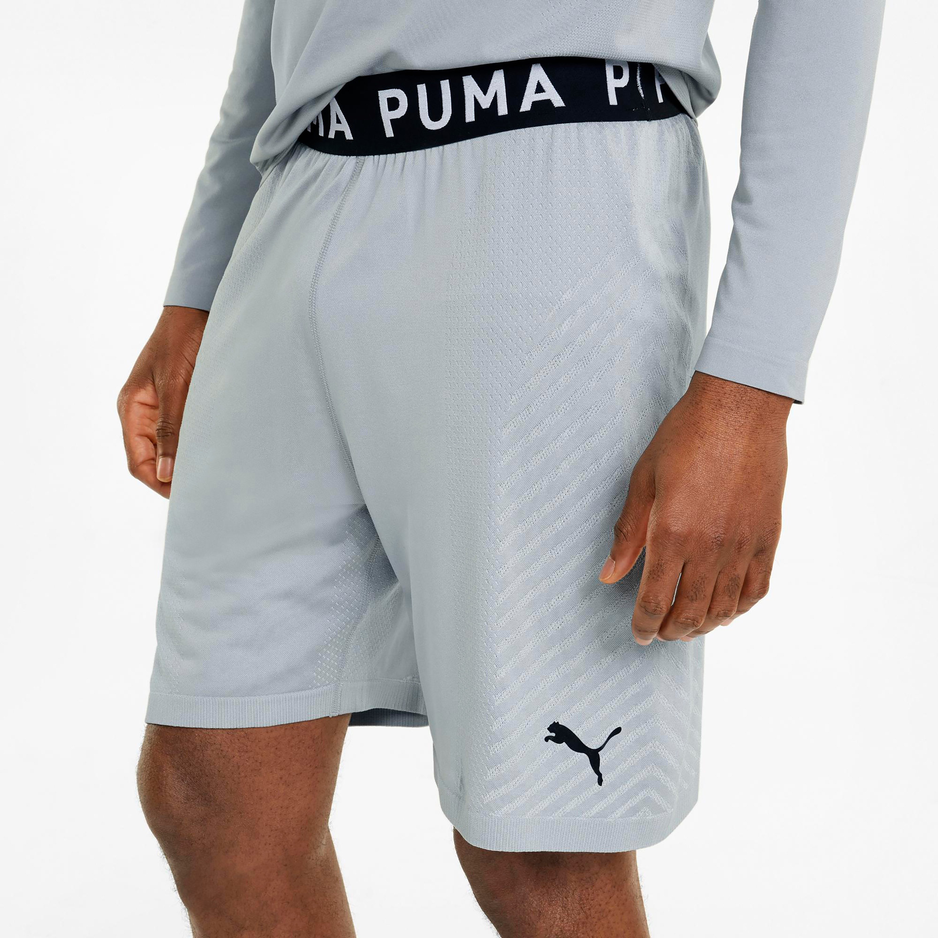 شورتس تدريب من بوما فورمنيت سيمليس 7 للرجال 52155903-men-clothing-bottoms-shorts-image-3