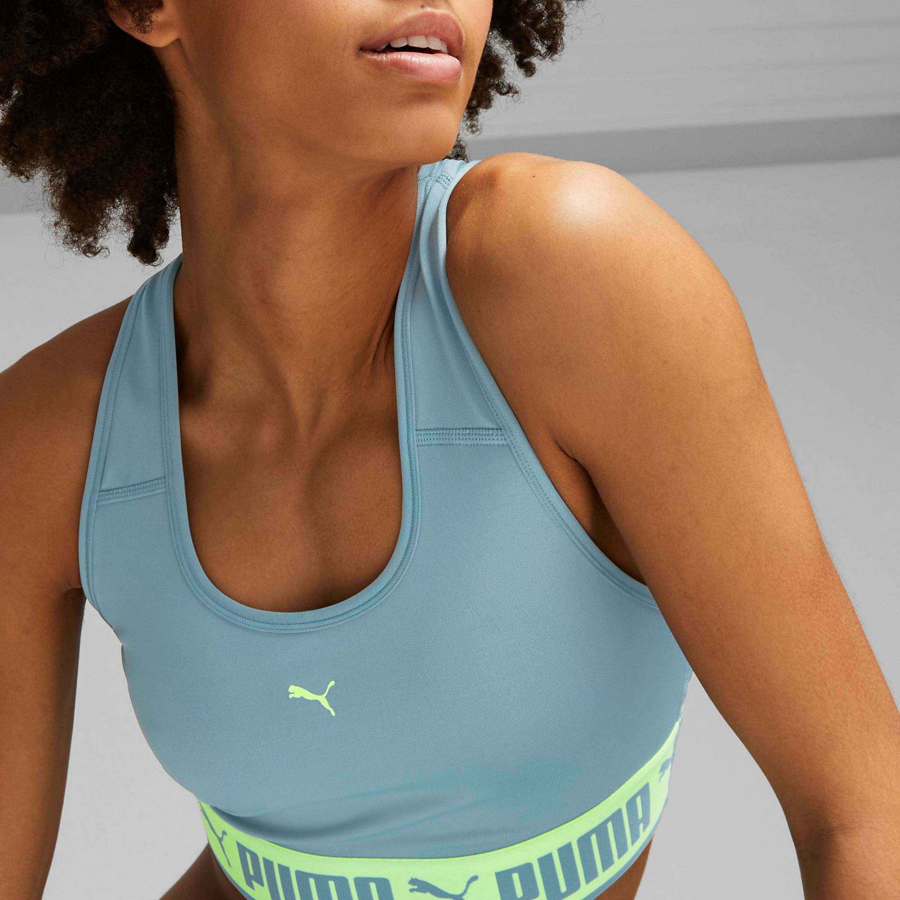 حمالة صدر رياضية للتدريب من بوما ميد إمباكت للنساء | 521598-women-clothing-sportswearandactivewear-sportsbras-image-3