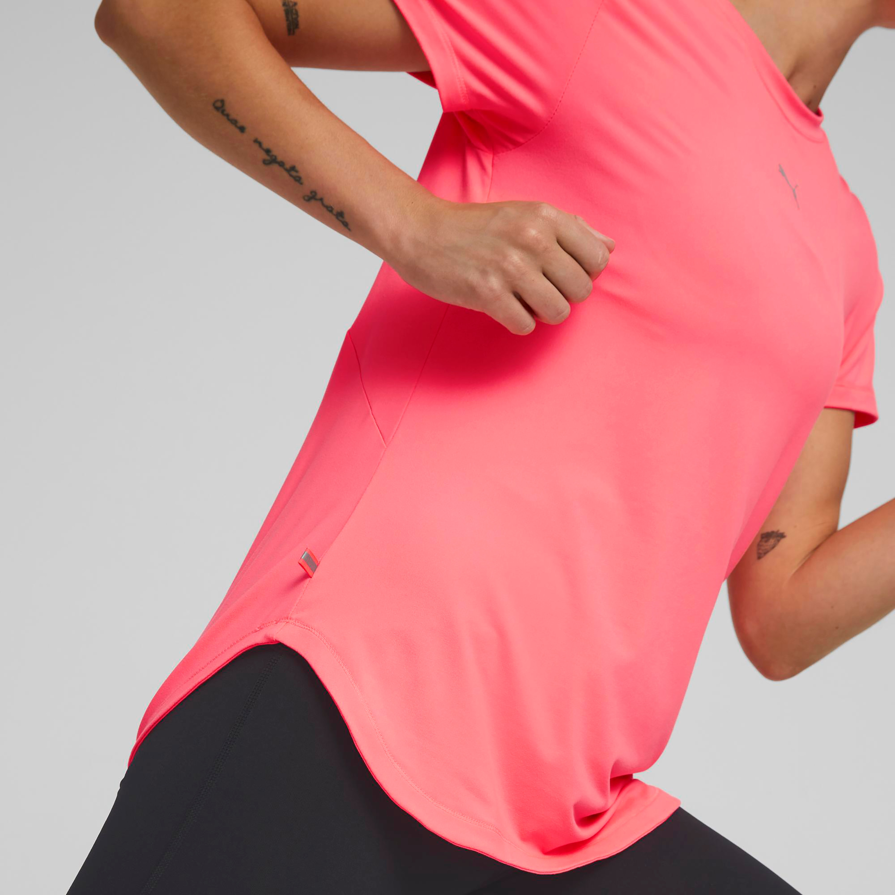 تيشيرت نسائي من بوما كلاودسبن للجري 52215234-sports-women-clothing-tshirtsandvests-image-3