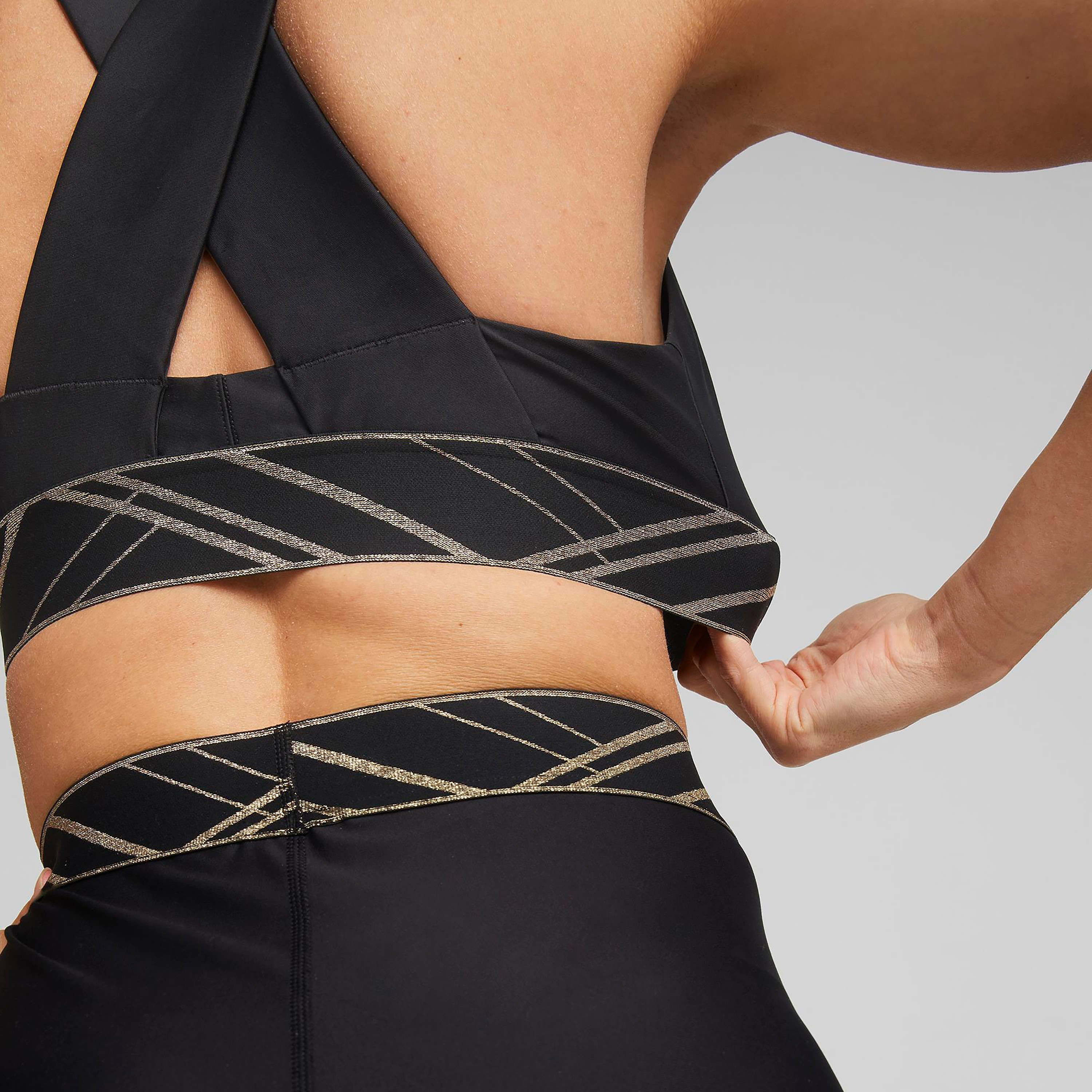 حمالة صدر رياضية للتدريب من بوما ميد إمباكت ديكو جلام للنساء 52225301-women-clothing-sportswearandactivewear-sportsbras-image-4