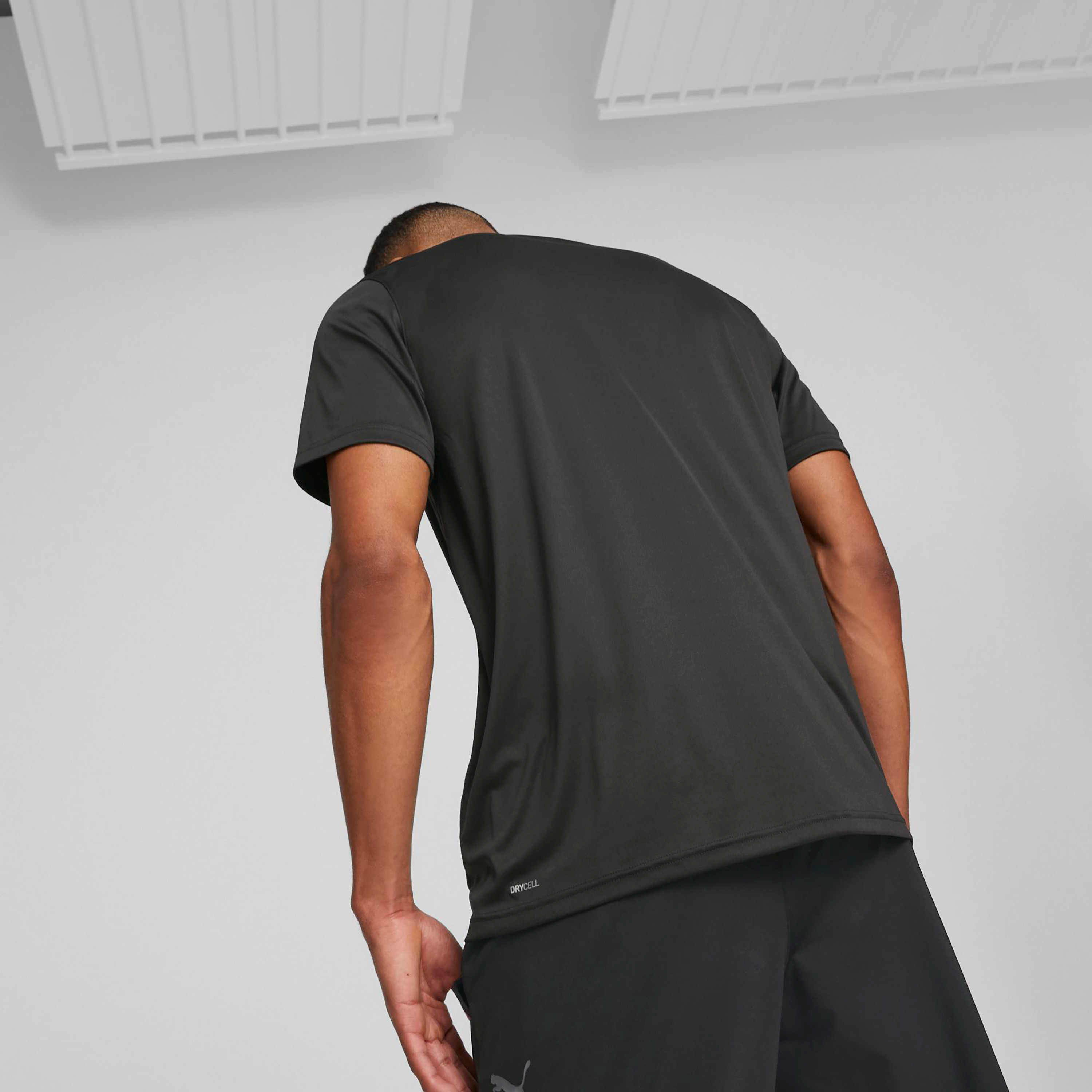 Puma Logo Men T-Shirt 52309801-men-clothing-sportswearandactivewear-tshirtsandpolos-image-4