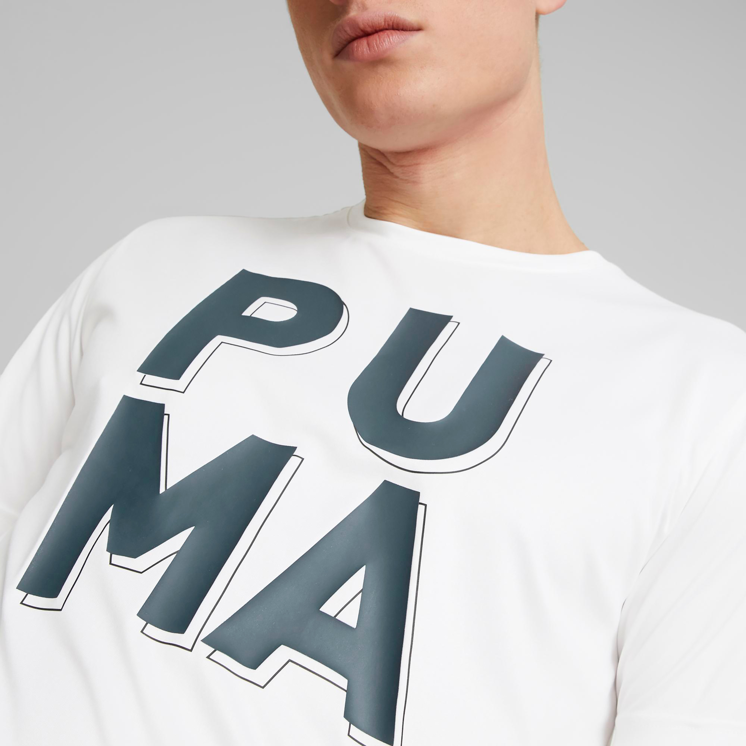 تي شيرت من بوما ترين كونسبت جرافيك للرجال 52311902-men-clothing-sportswearandactivewear-tshirtsandpolos-image-3