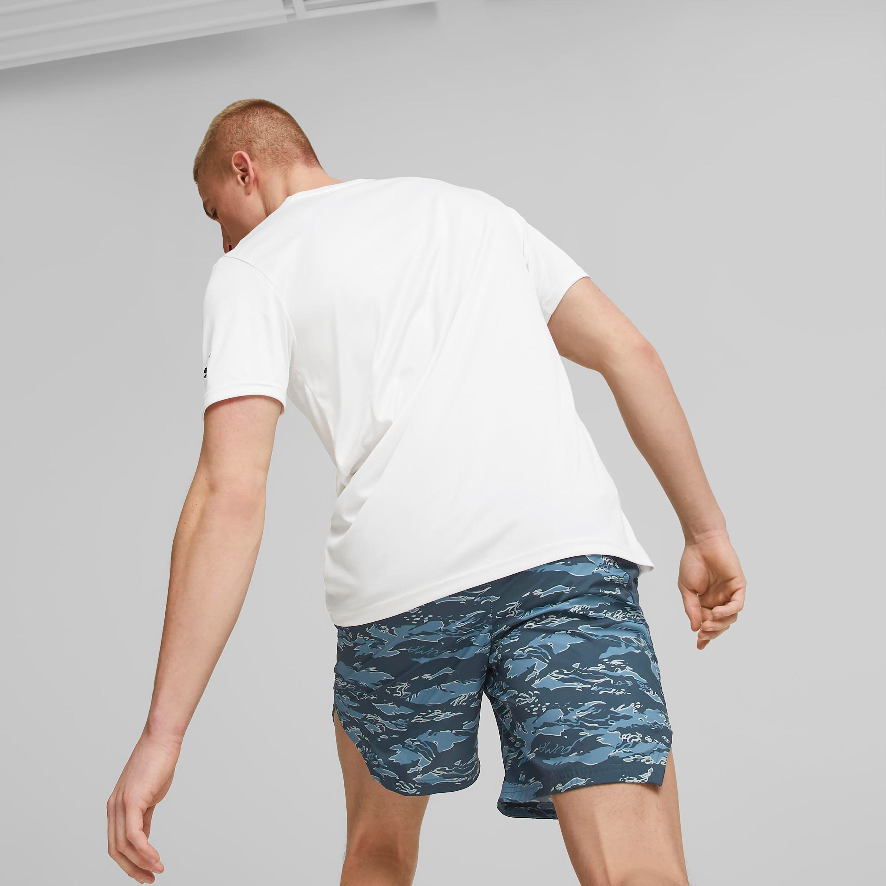 Puma Concept Graphic Men T-Shirt 52311902-men-clothing-sportswearandactivewear-tshirtsandpolos-image-4