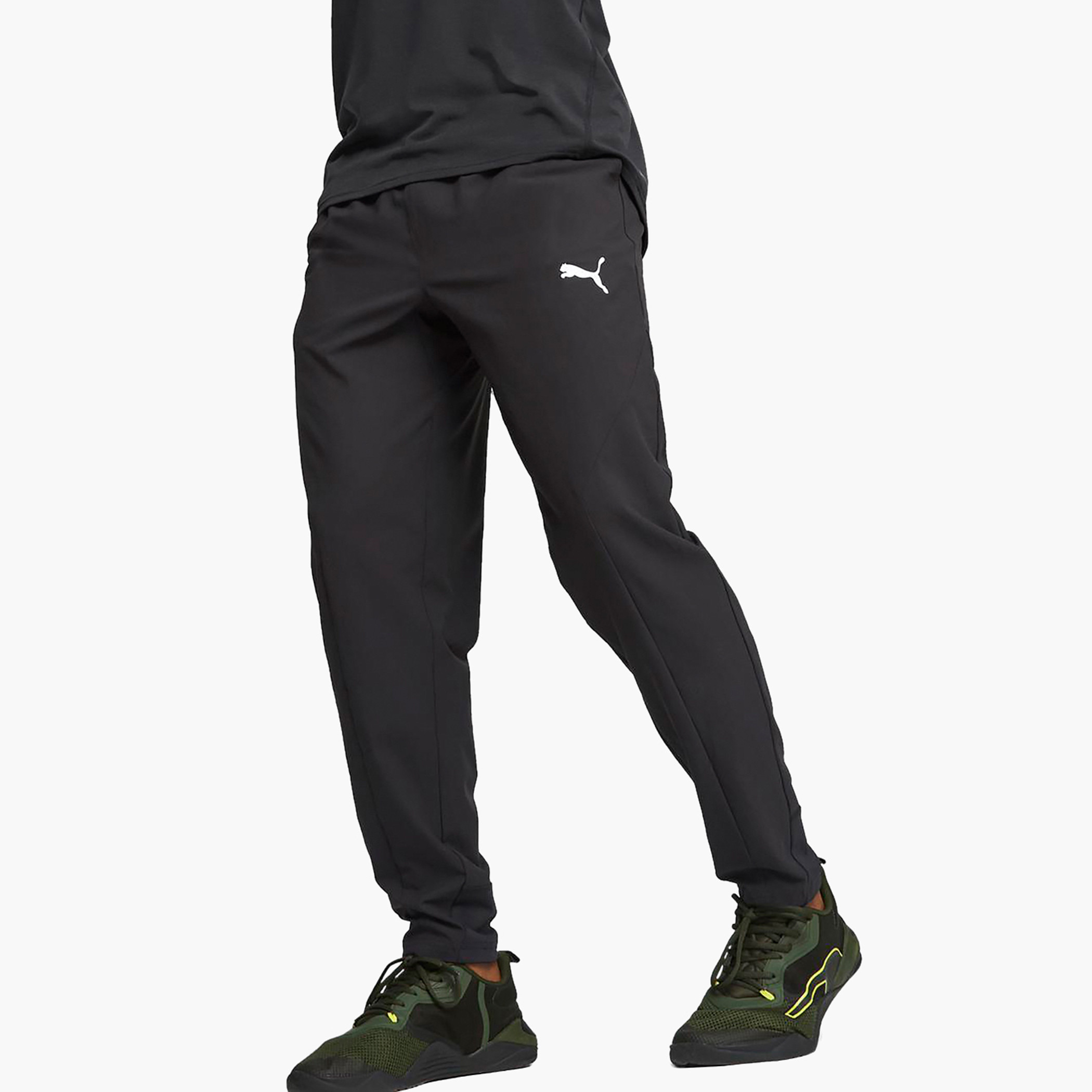 بنطلون رياضي بوما ترين أولتراويف للرجال | 523136-men-clothing-sportswearandactivewear-bottoms-image-1