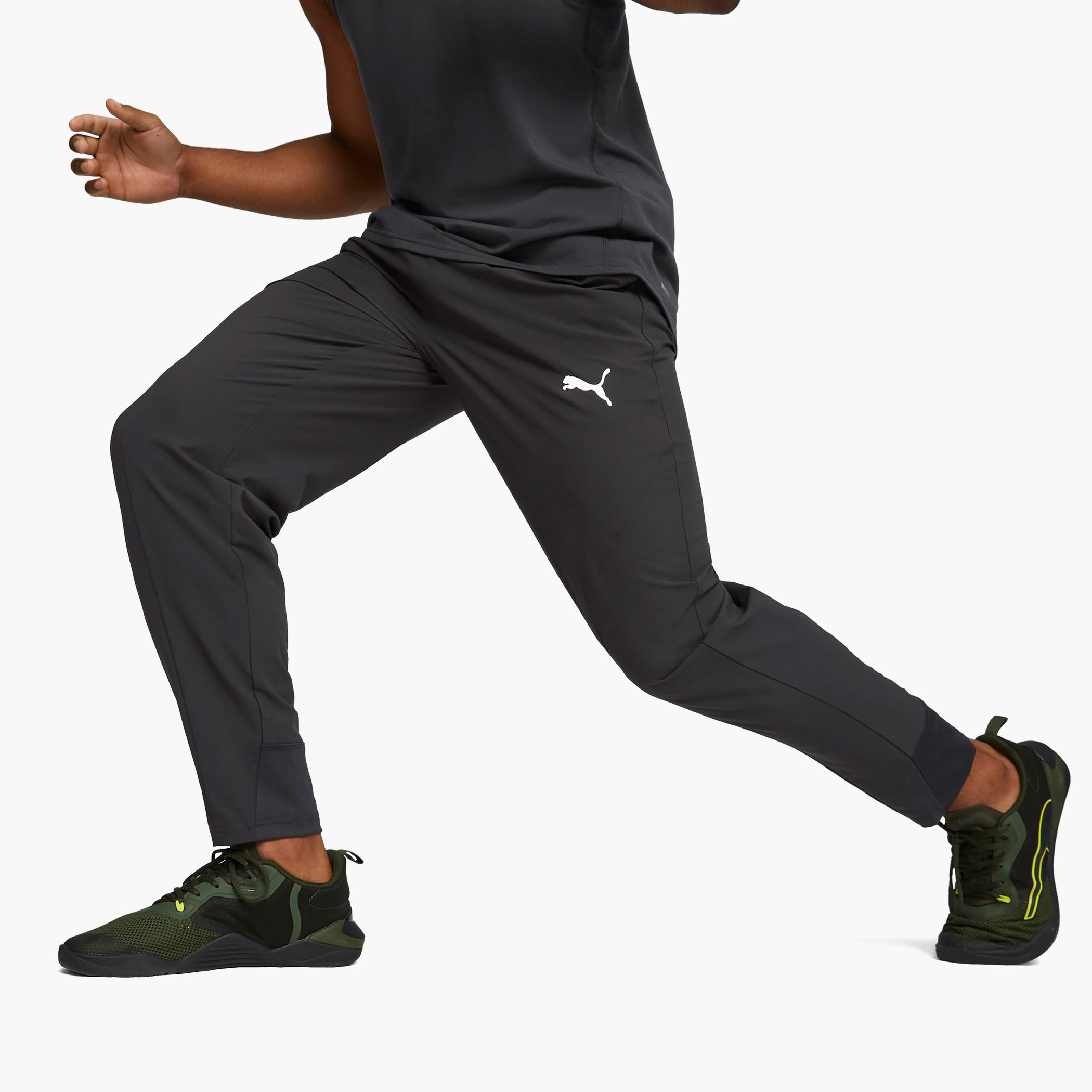 بنطلون رياضي بوما ترين أولتراويف للرجال | 523136-men-clothing-sportswearandactivewear-bottoms-image-2