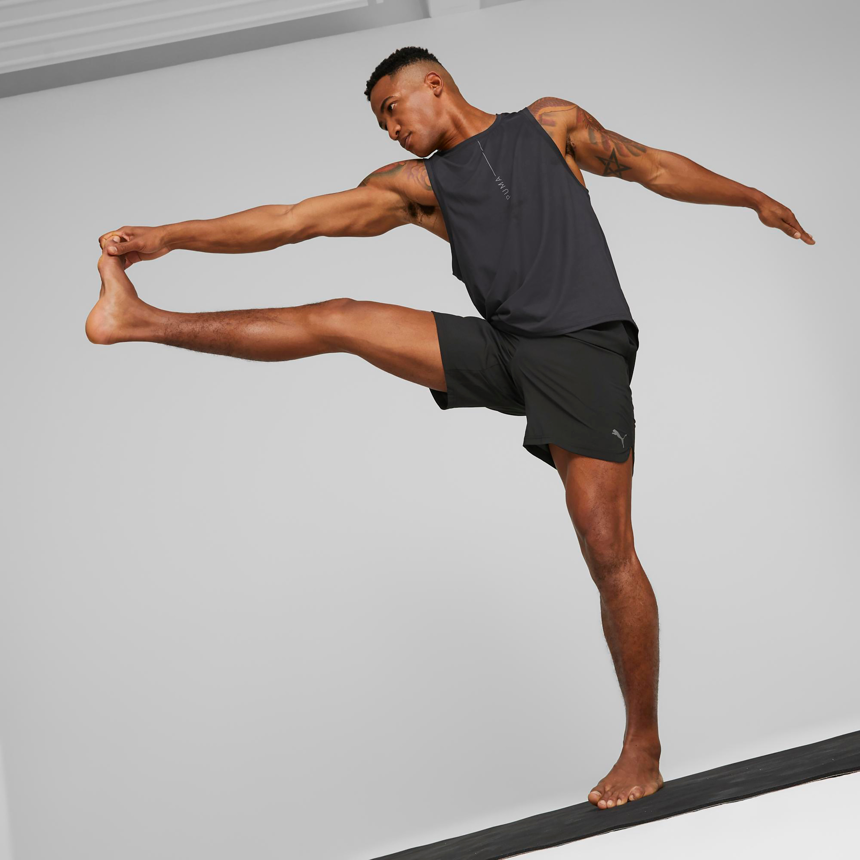 Puma Studio Foundation Men Shorts 52319901-men-clothing-bottoms-shorts-image-2