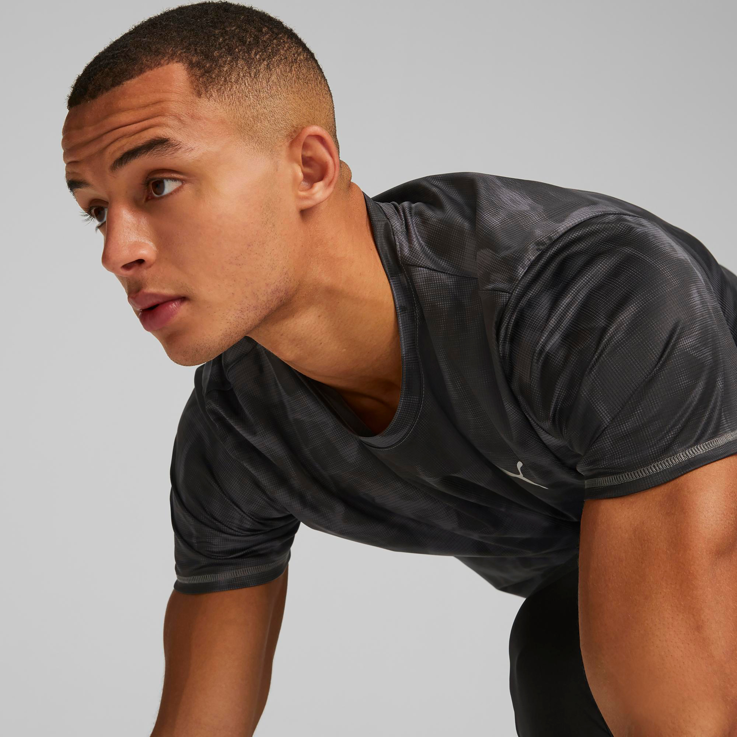 Puma Run Favorite Aop Graphic Men T-shirt 52326801-men-clothing-sportswearandactivewear-tshirtsandpolos-image-3