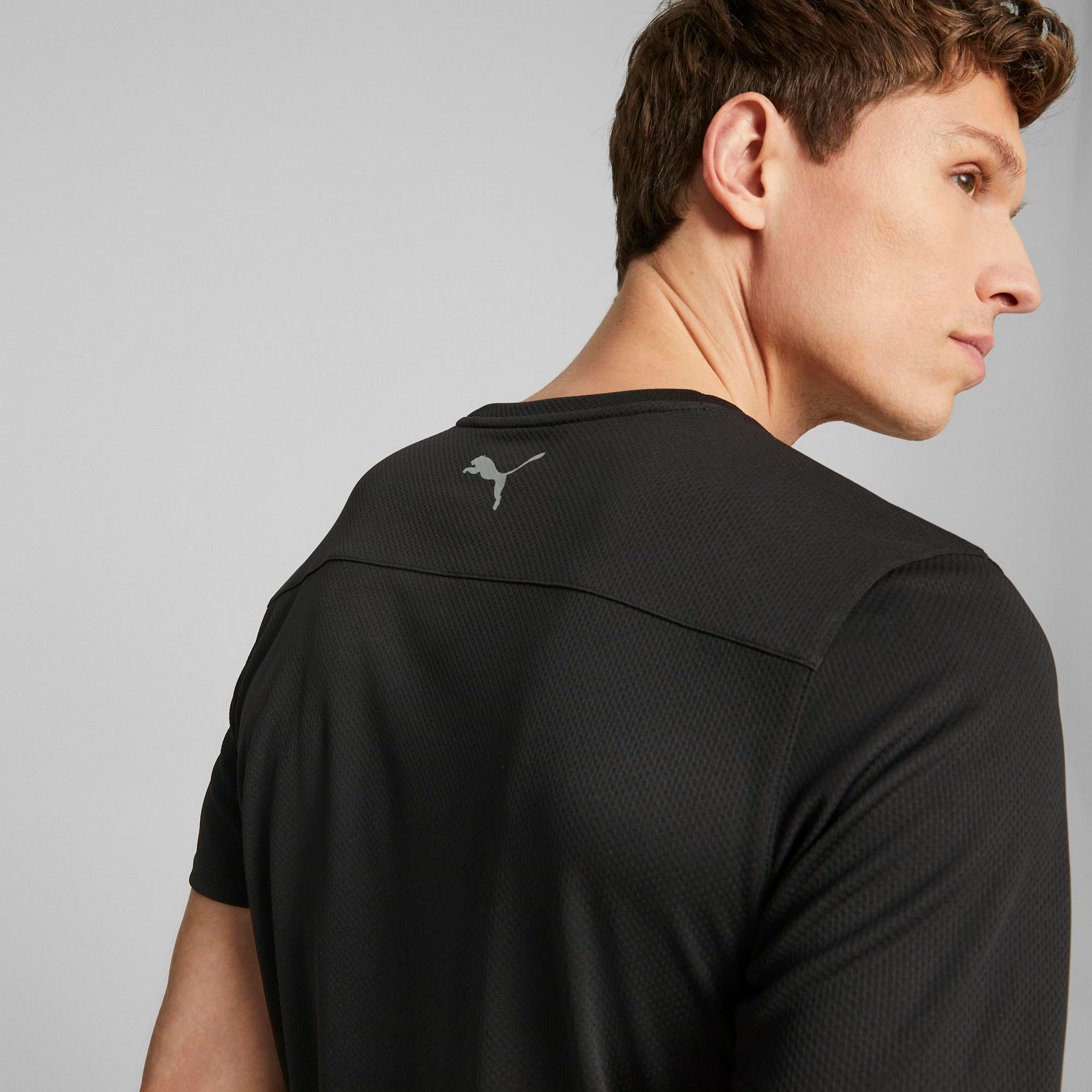 Puma Concept Hyperwave Men Training T-Shirt | 523809-men-clothing-sportswearandactivewear-tshirtsandpolos-image-3