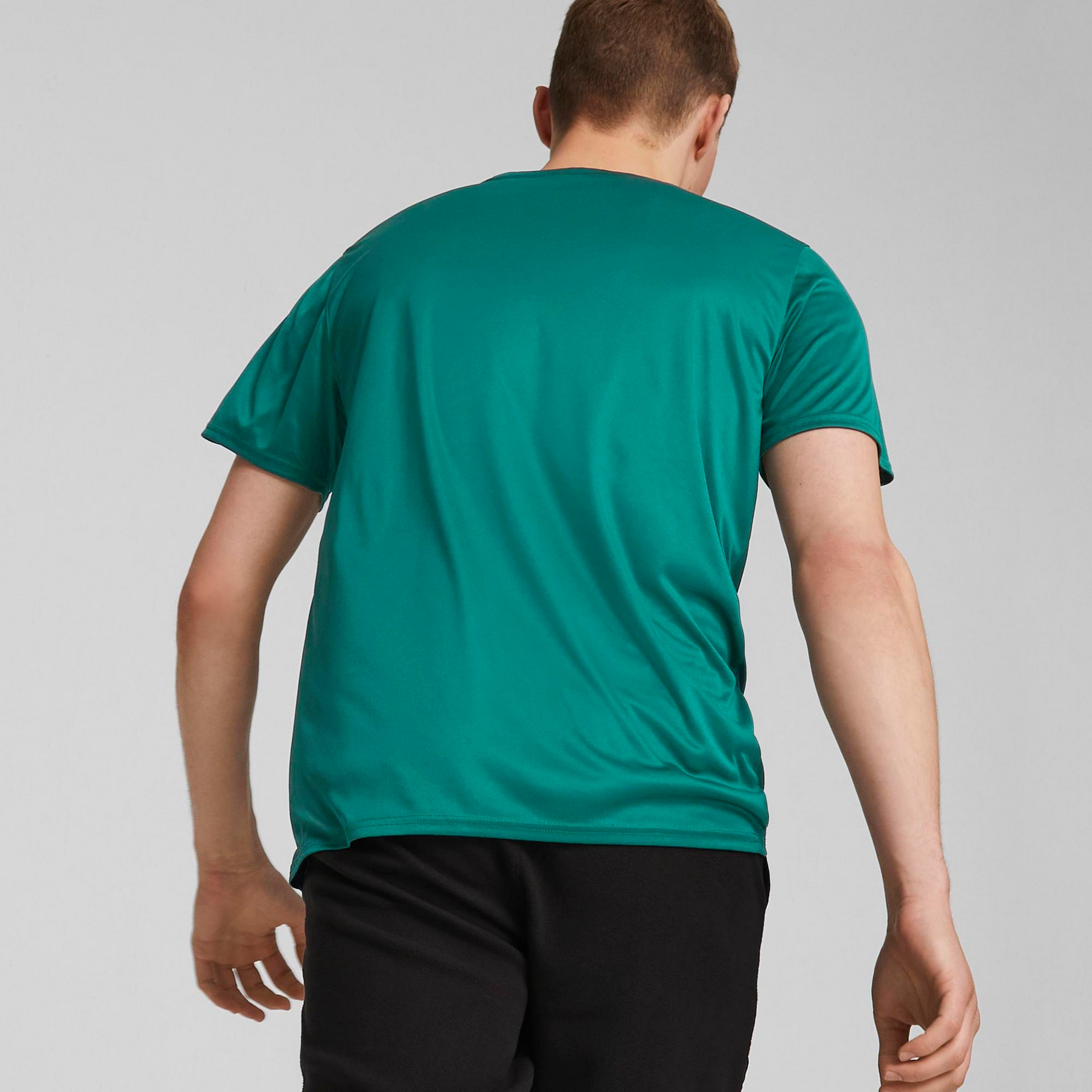 تي شيرت ذو تدريب من بوما مع شعار بولي للرجال | 523843-men-clothing-sportswearandactivewear-tshirtsandpolos-image-8