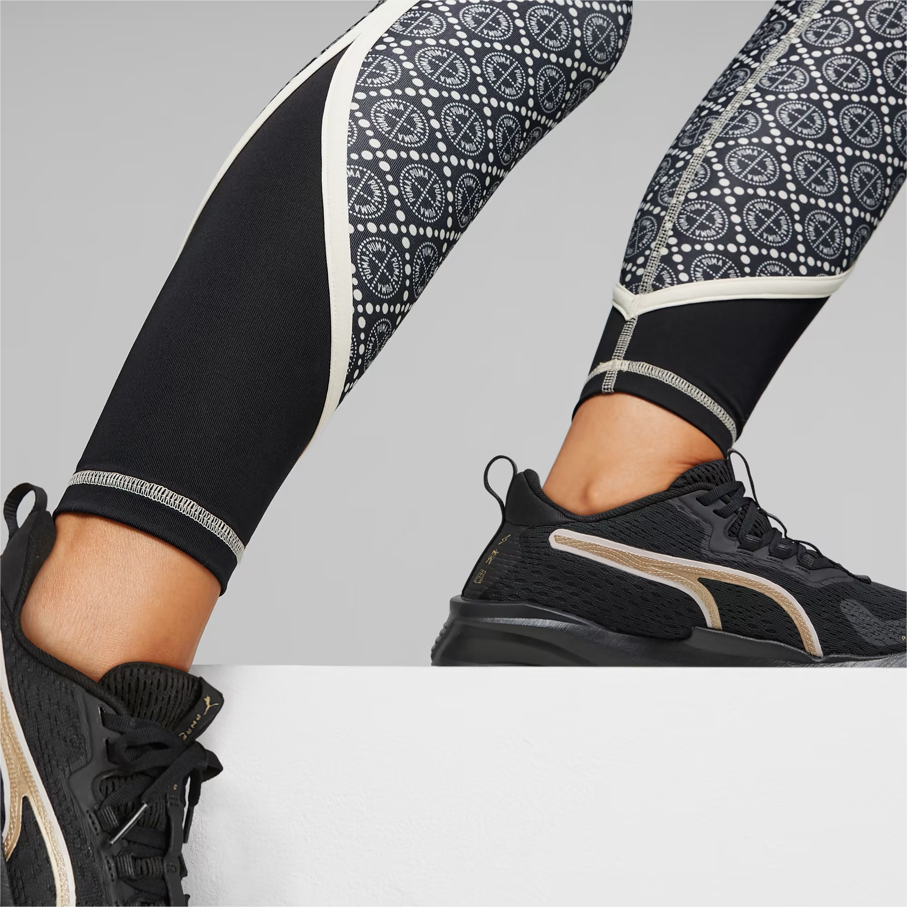 بنطلون ضيقة للتدريب نسائي بشعار حب عالي الخصر من بوما | 523907-women-clothing-bottoms-leggings-image-8