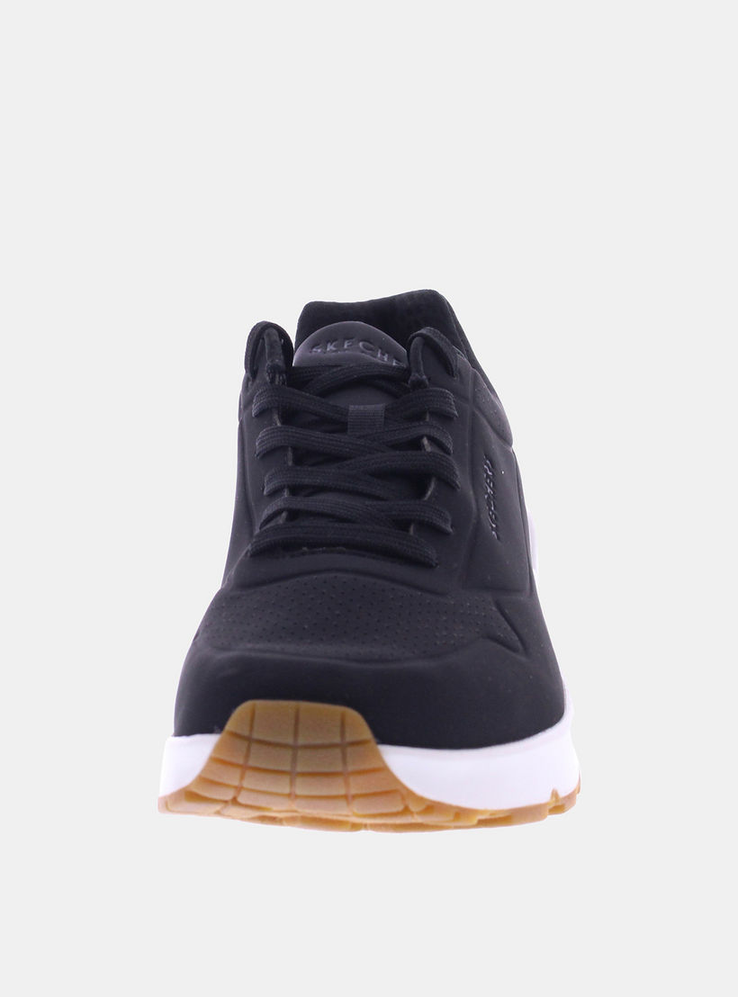 حذاء جري بارز الملمس برباط إغلاق للرجال من سكيتشرز-sports-men-shoes-image-2