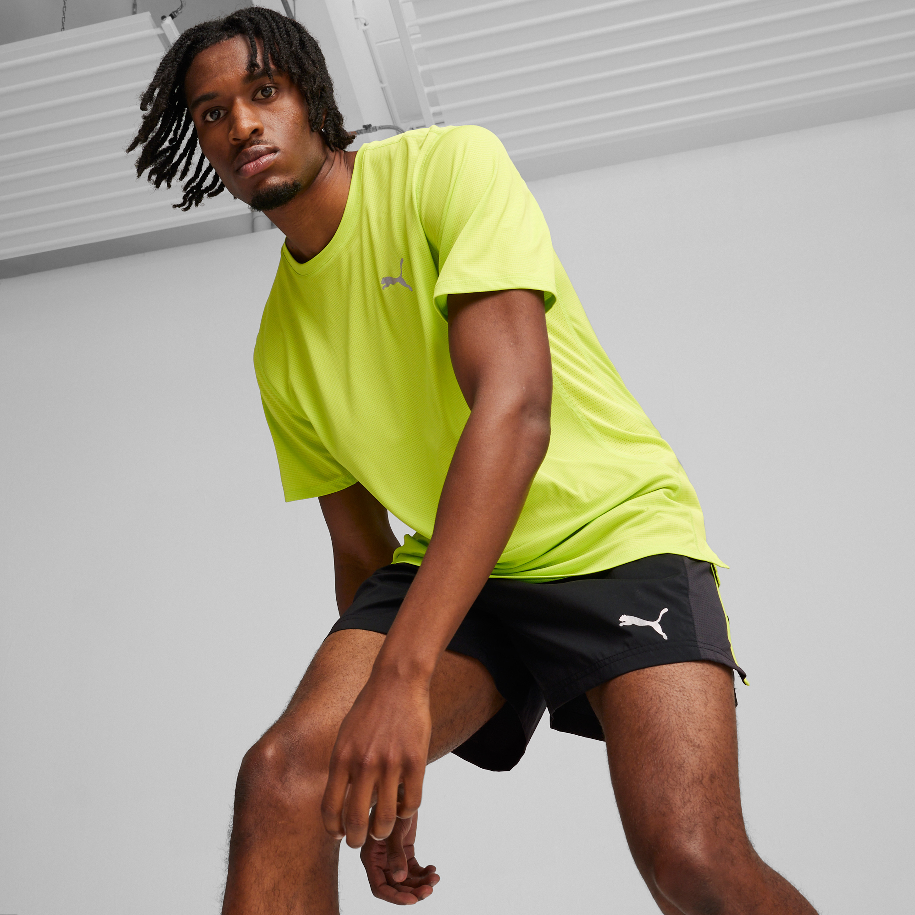 بوما تي شيرت ران فيفورت فيكتوري للرجال 525058 |OE-men-clothing-sportswearandactivewear-tshirtsandpolos-image-1