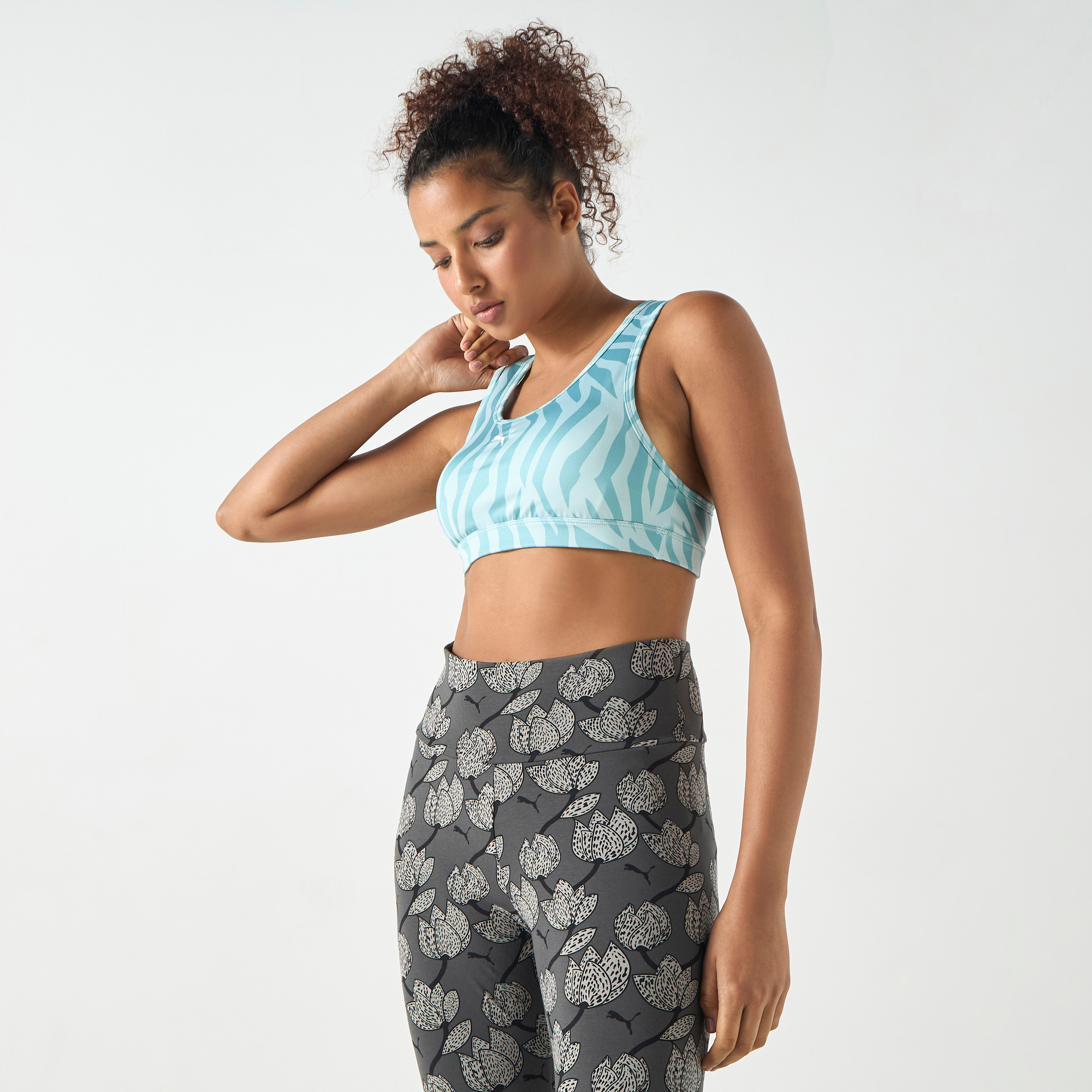 بوما حمالة صدر رياضية 4كيبس للنساء 525317 |OE-sports-women-clothing-sportsbras-image-5