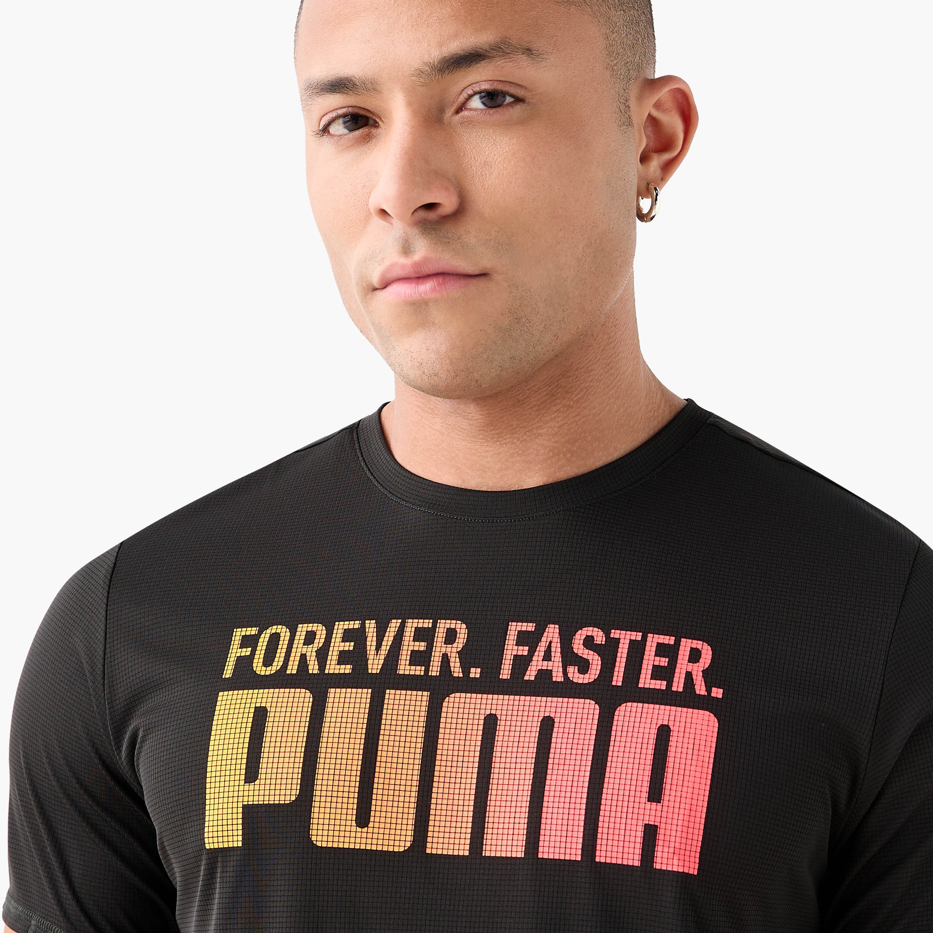 تيشيرت ران فيفوريتس فوريفر فاستر للرجال من بوما | OE-men-clothing-sportswearandactivewear-tshirtsandpolos-image-4