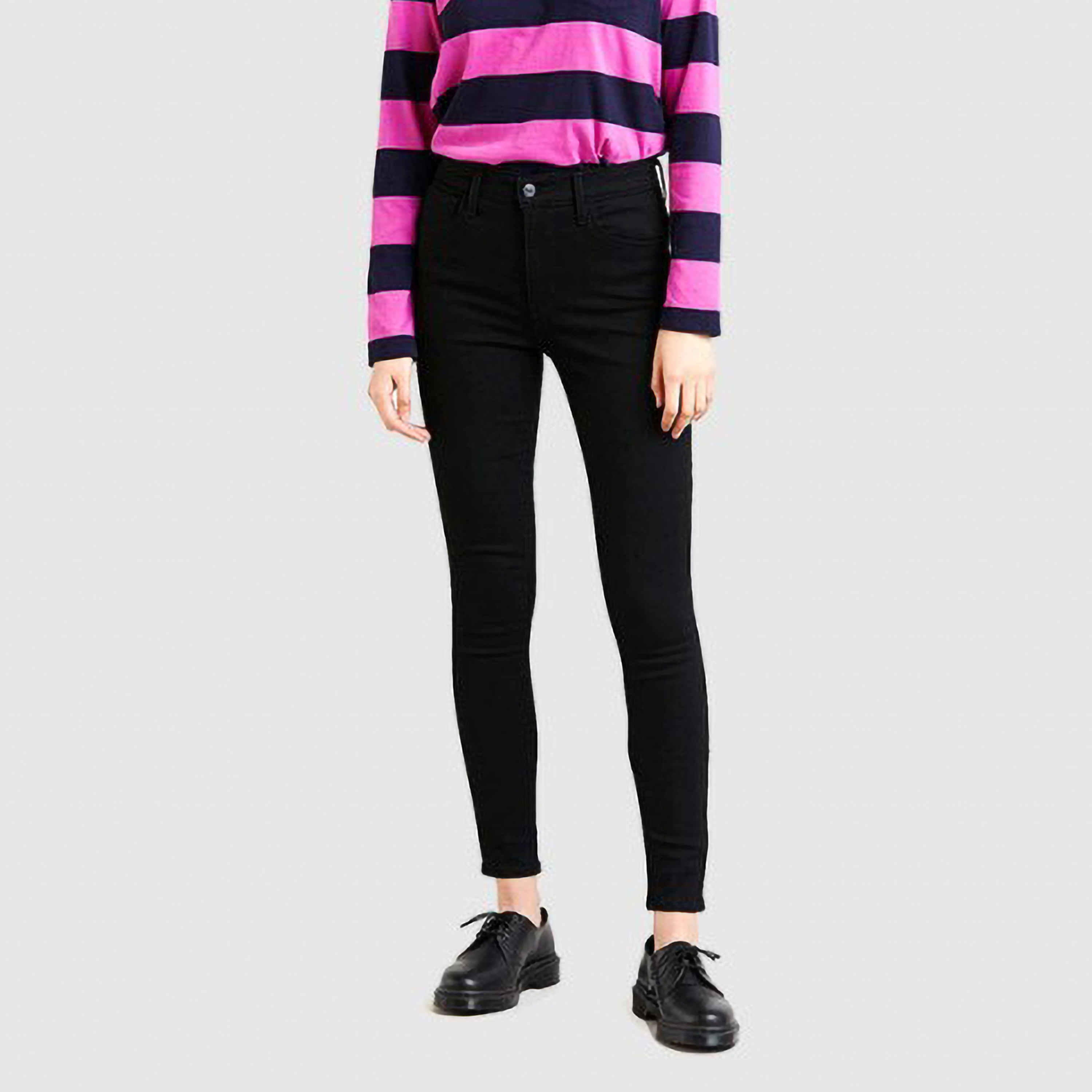 بنطال جينز من ليفايز ذو سكيني وجيب مع عالي الارتفاع بلون بلاك سوبر-women-clothing-bottoms-jeans-image-1