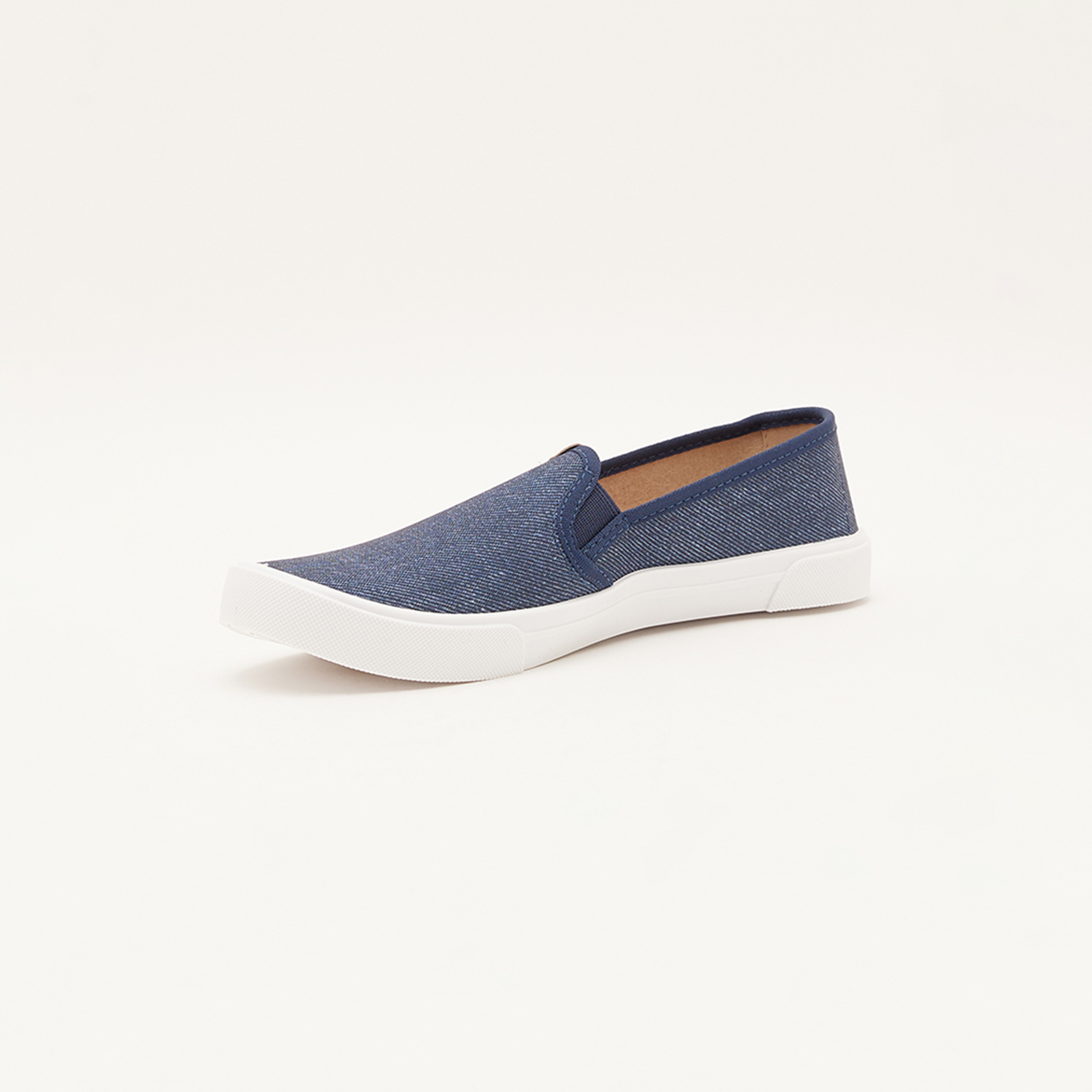 5296-130-11505 | حذاء كاجوال نسائي من موليكا مع سليب آن-women-shoes-loafersandmoccasins-image-2
