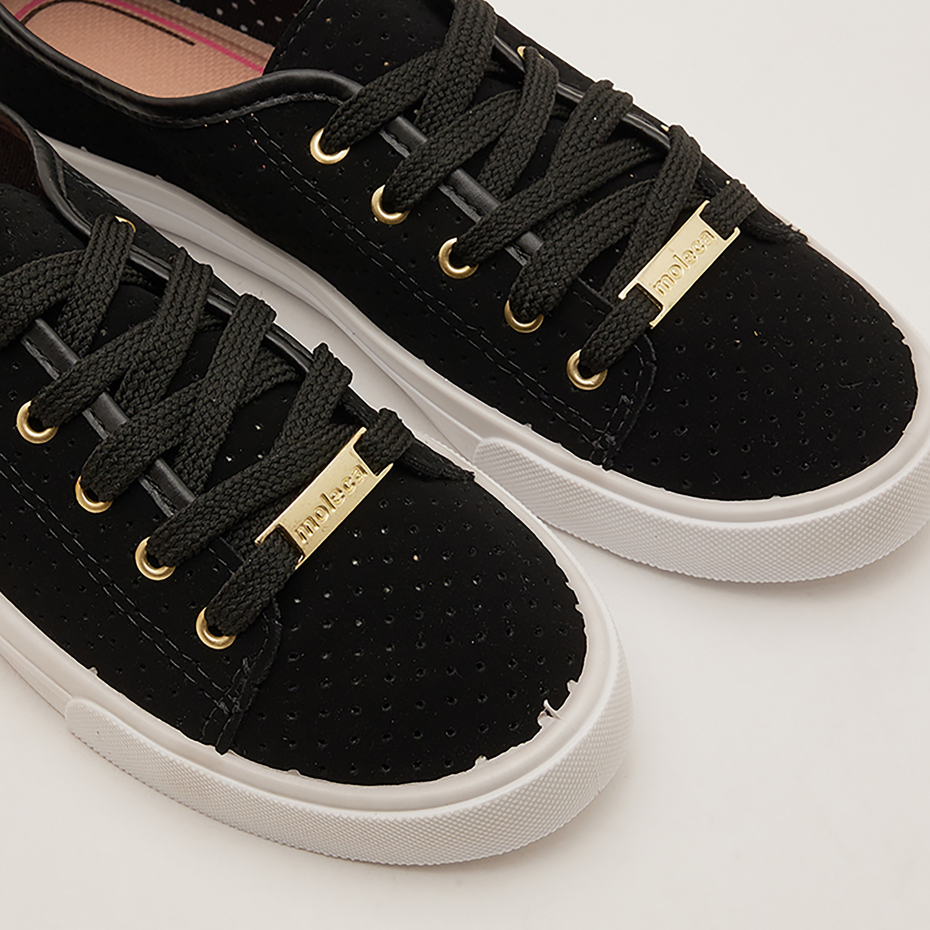 5296-210-10159 | حذاء رياضي من موليكا نسائي برباط علوي منخفض مع مثقوب-women-shoes-sneakers-image-4