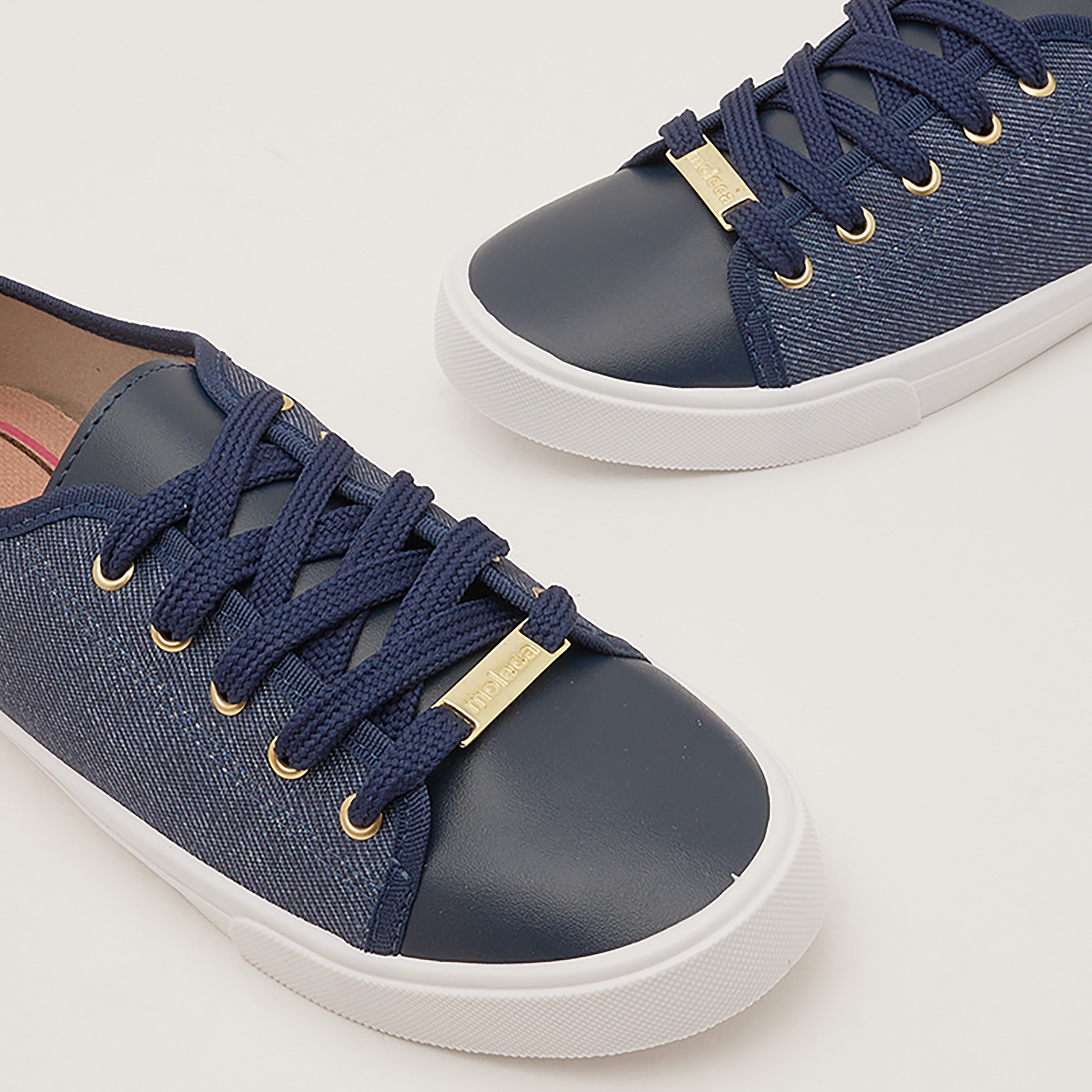 5296-210-22074 | حذاء رياضي من موليكا نسائي برباط علوي منخفض-women-shoes-sneakers-image-4