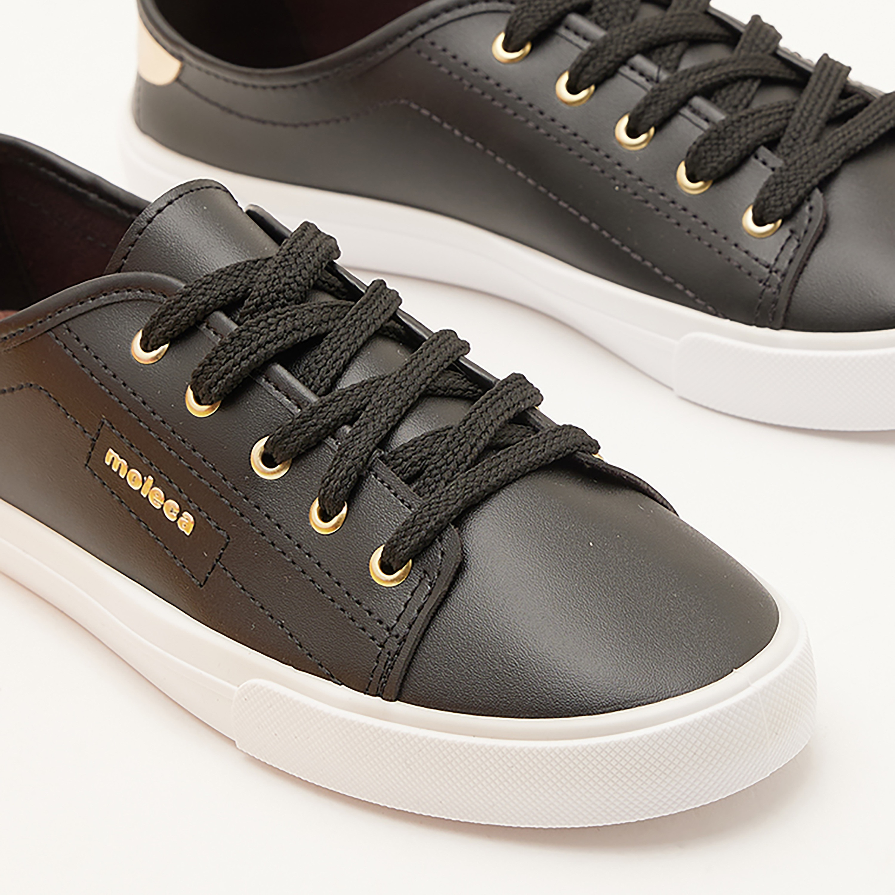 5296-261-17118 | حذاء رياضي من موليكا نسائي برباط علوي منخفض-women-shoes-sneakers-image-4