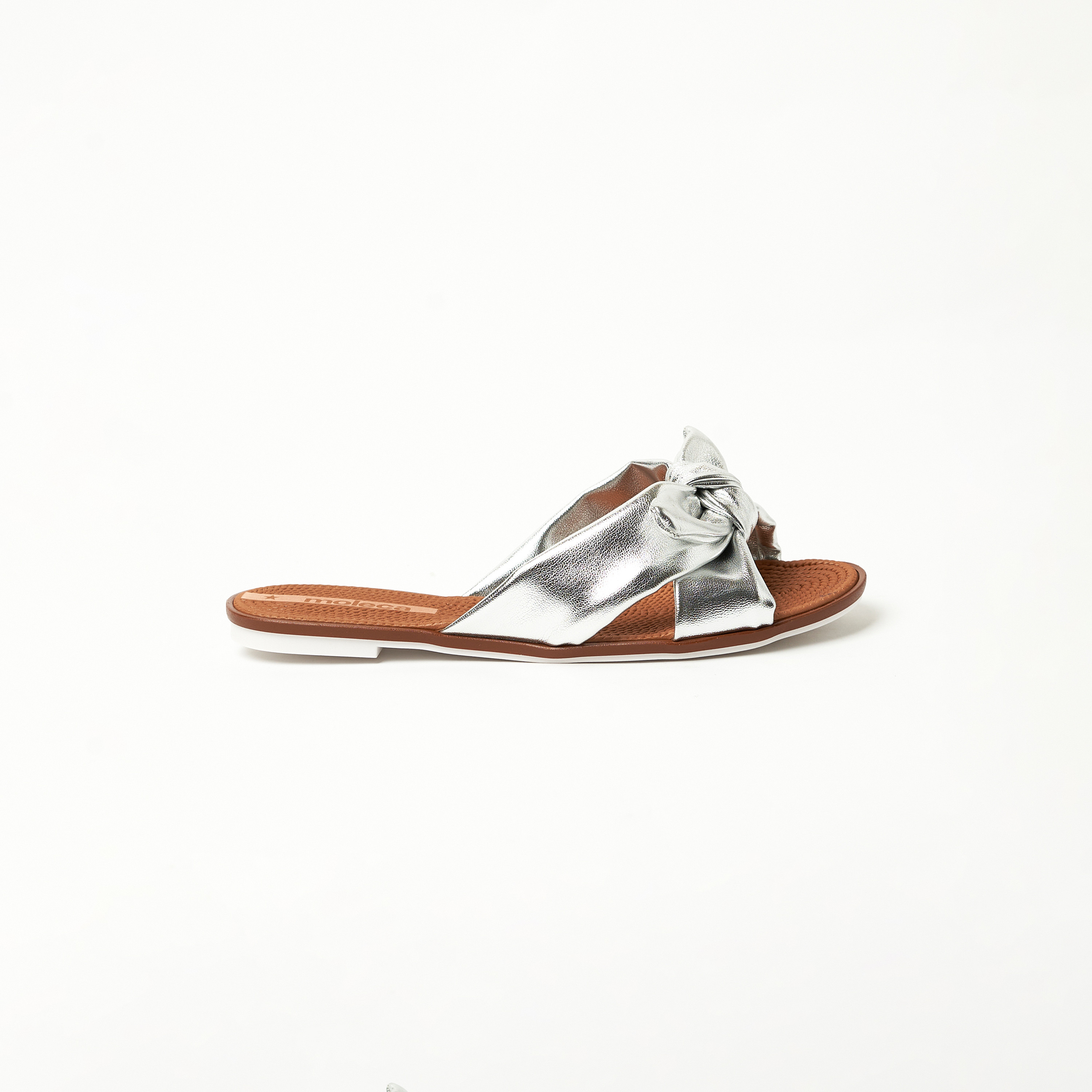 موليكا- صندل للنساء لون معدني فيونكة | 5297-456-14710-41-women-shoes-sandals-flats-image-2
