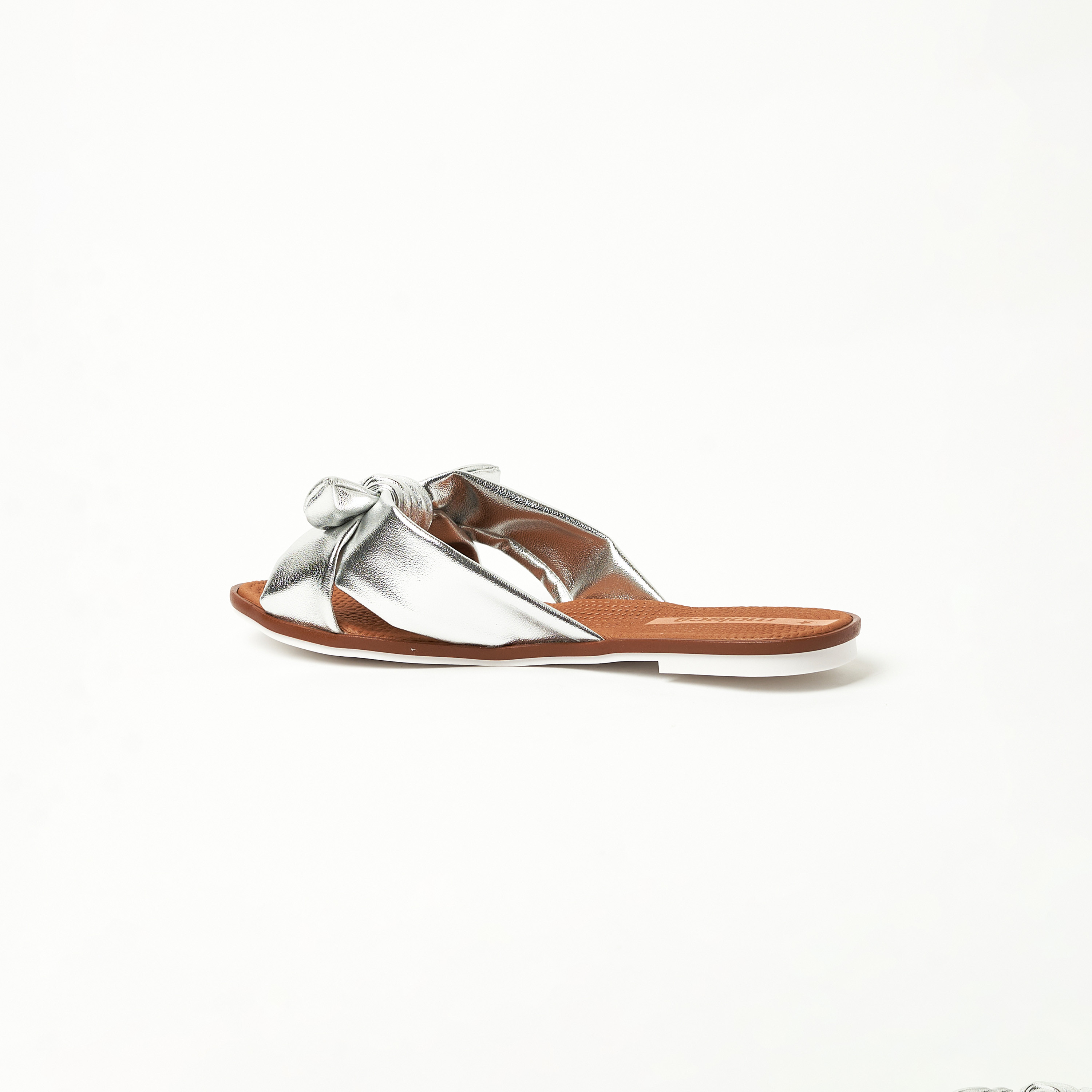موليكا- صندل للنساء لون معدني فيونكة | 5297-456-14710-41-women-shoes-sandals-flats-image-4