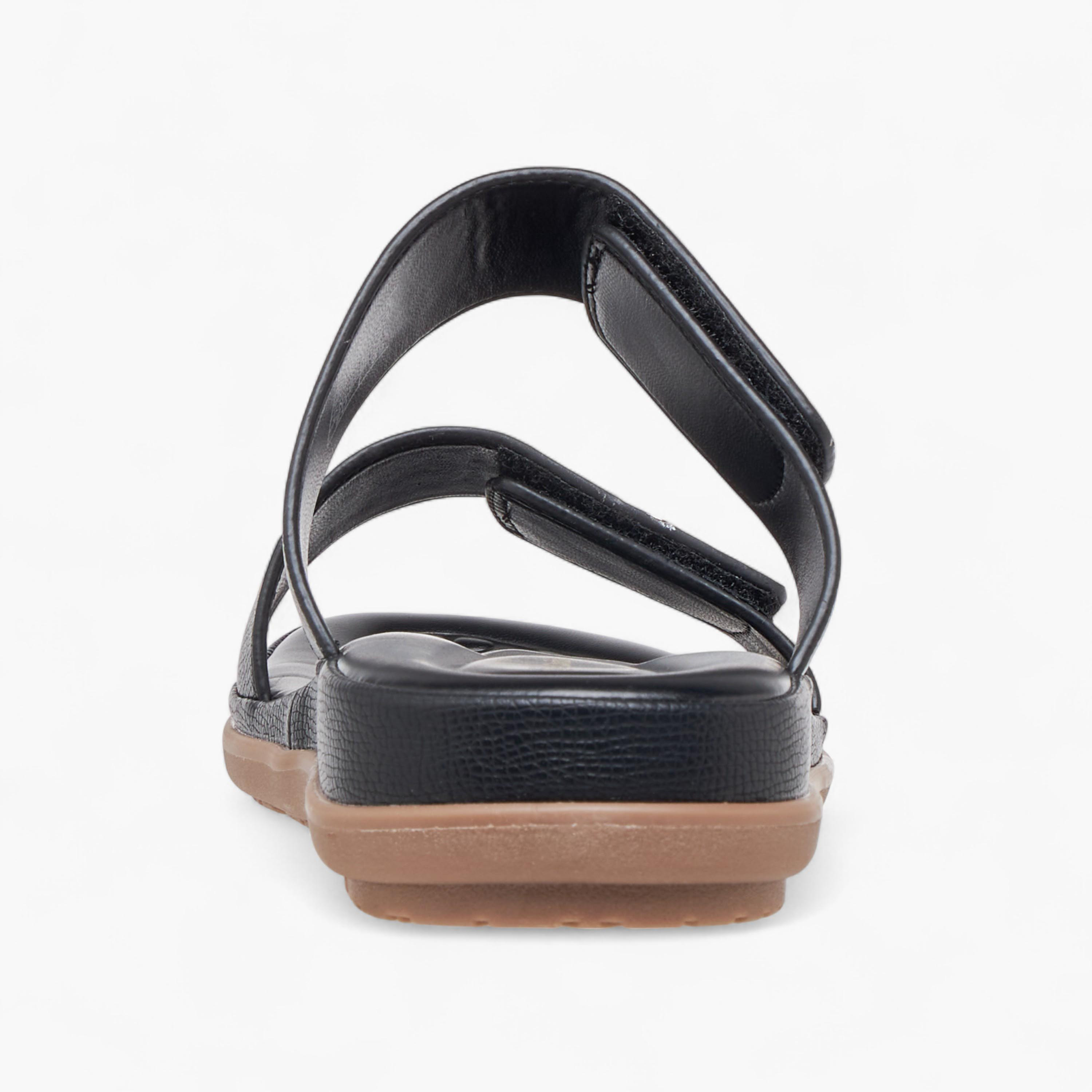 صندل مريح سهل الارتداء وبارز الملمس من لو كونفورت-women-shoes-flats-sandals-image-4