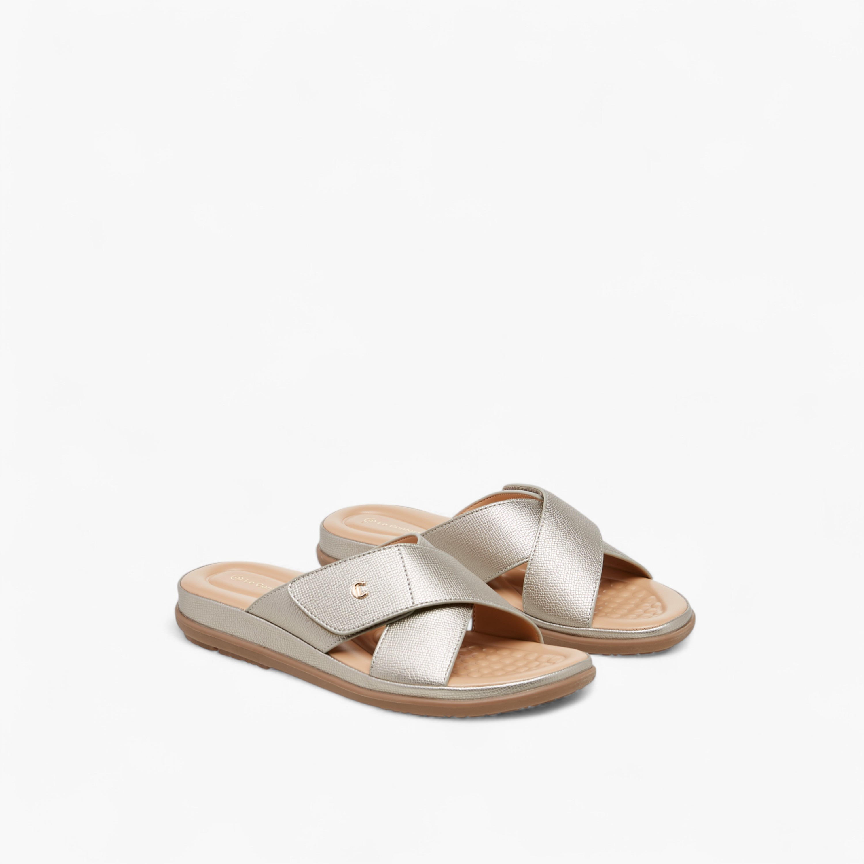صندل سهل الارتداء بارز الملمس من لو كونفورت-women-shoes-flats-sandals-image-1