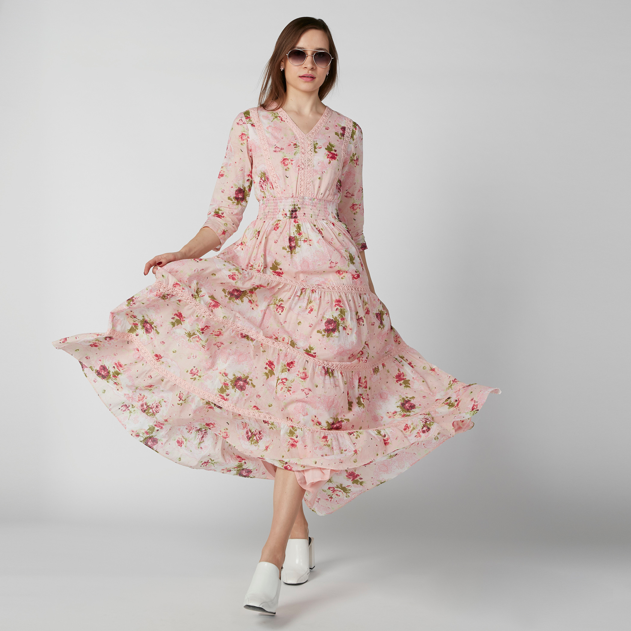 فستان طويل بأكمام 3/4 وتفاصيل دانتيل وطبعات زهرية-women-clothing-dresses-image-3