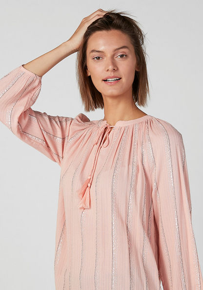 Textured Top with Long Sleeves and Tie Ups