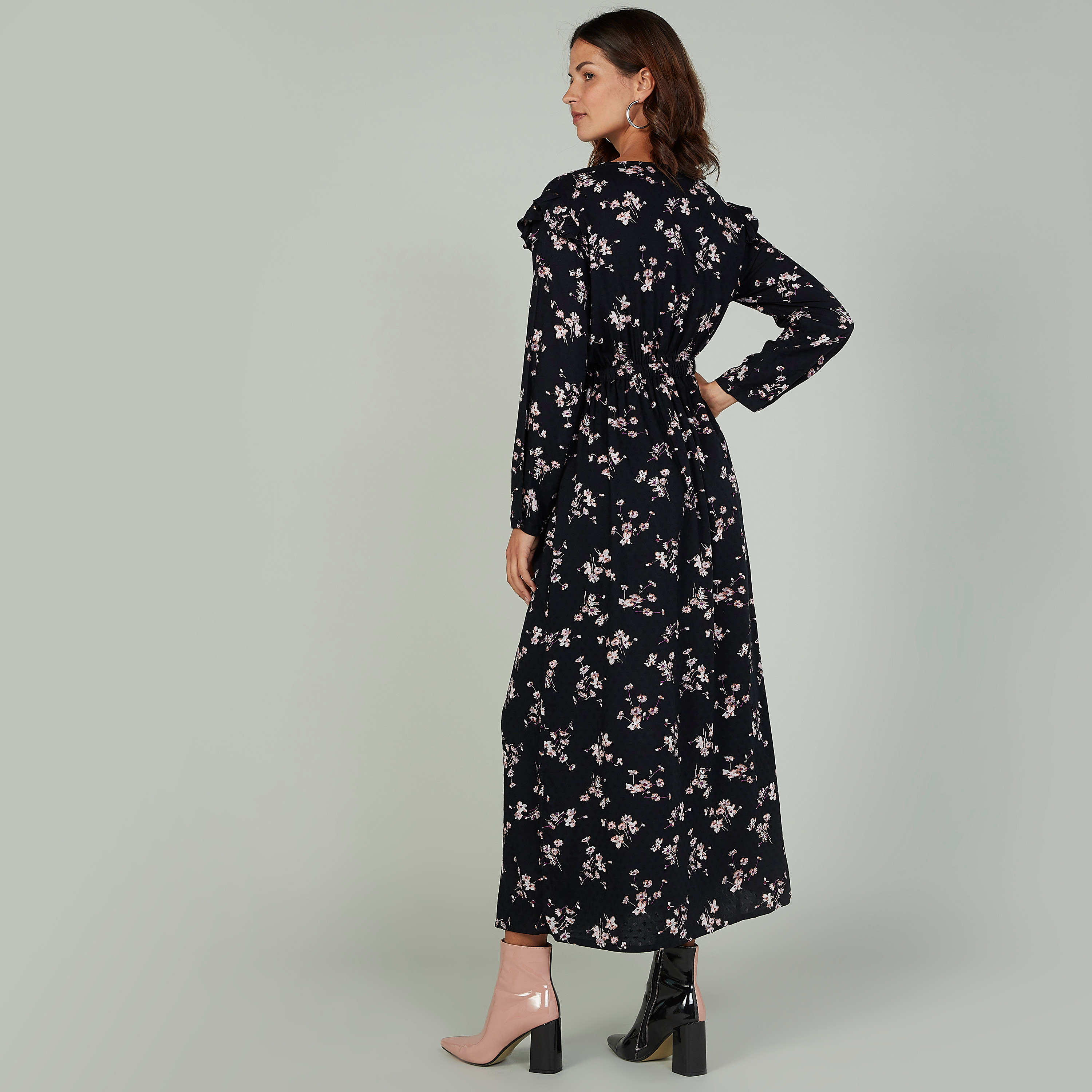 Sustainable Floral Maxi A-line Dress with V-neck and Long Sleeves-women-clothing-dresses-image-4