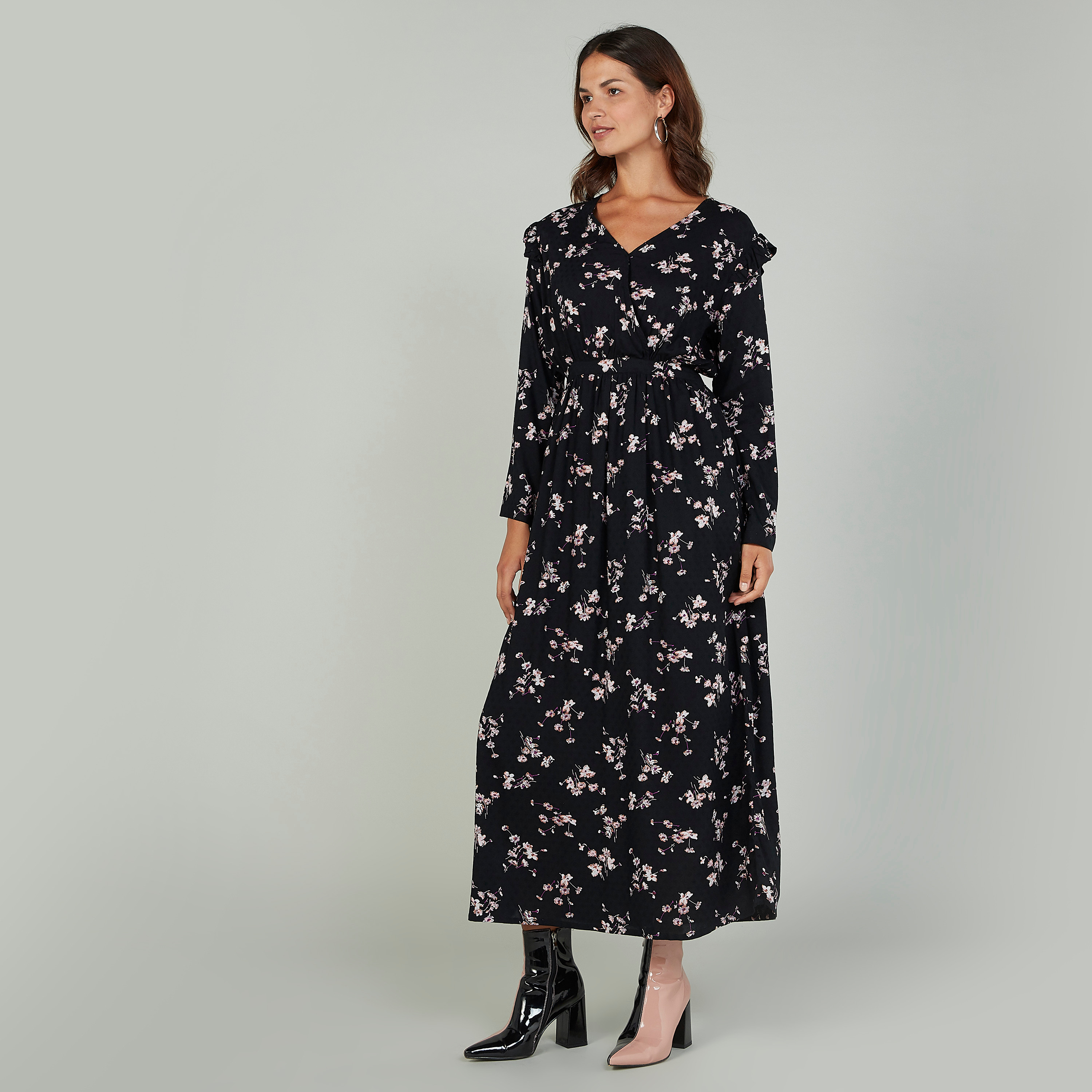 Sustainable Floral Maxi A-line Dress with V-neck and Long Sleeves-women-clothing-dresses-image-5