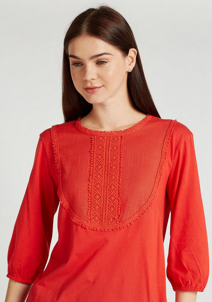 Textured Top with Round Neck and 3/4 Sleeves