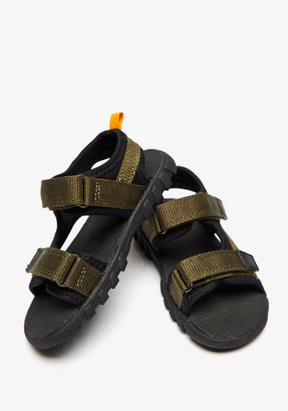Juniors Textured Back Strap Sandals with Hook and Loop Closure