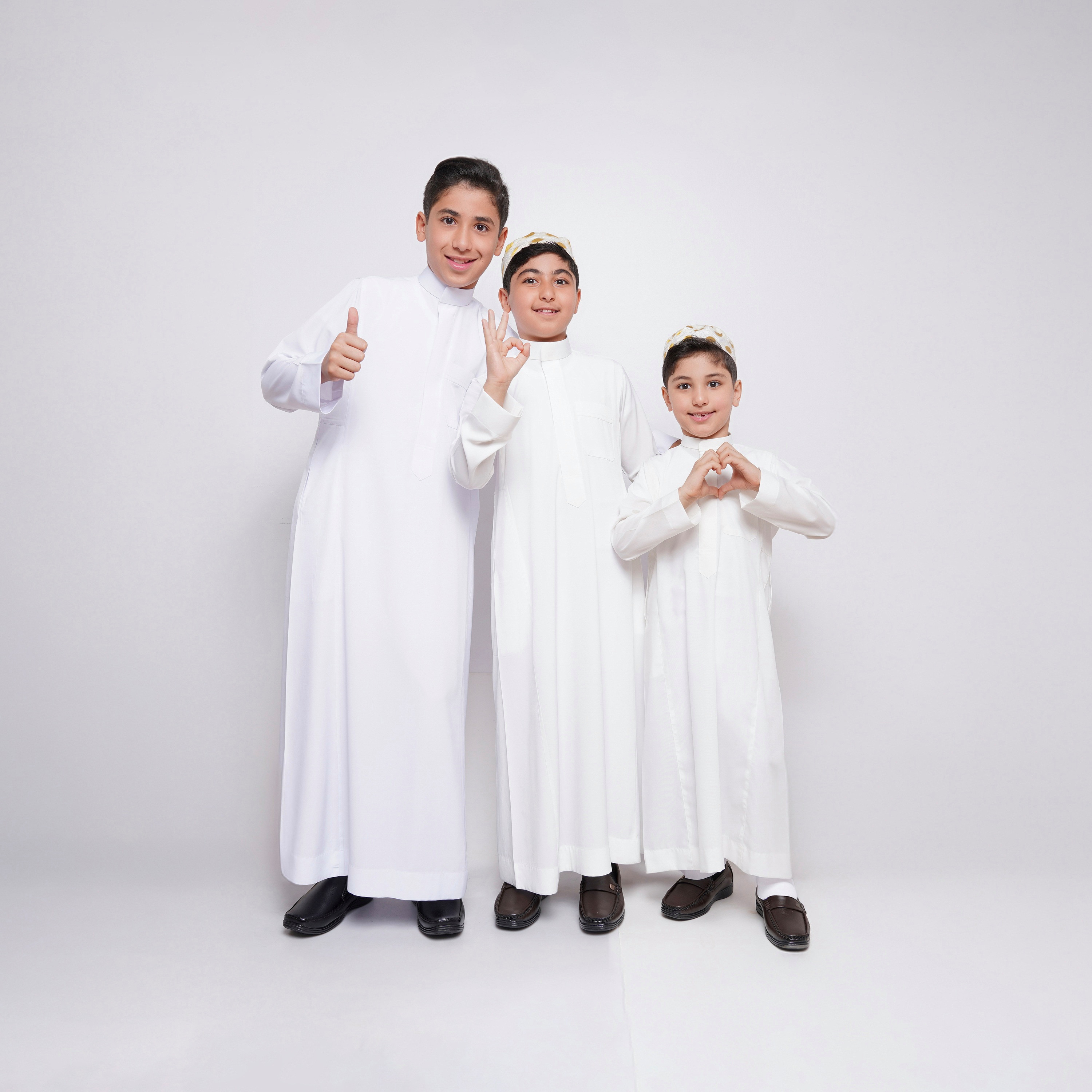 My School Solid Patch Pocket Saudi Thobe with Flowing Fabric - 1-7 Y-boys-arabicclothing-thobes-image-15