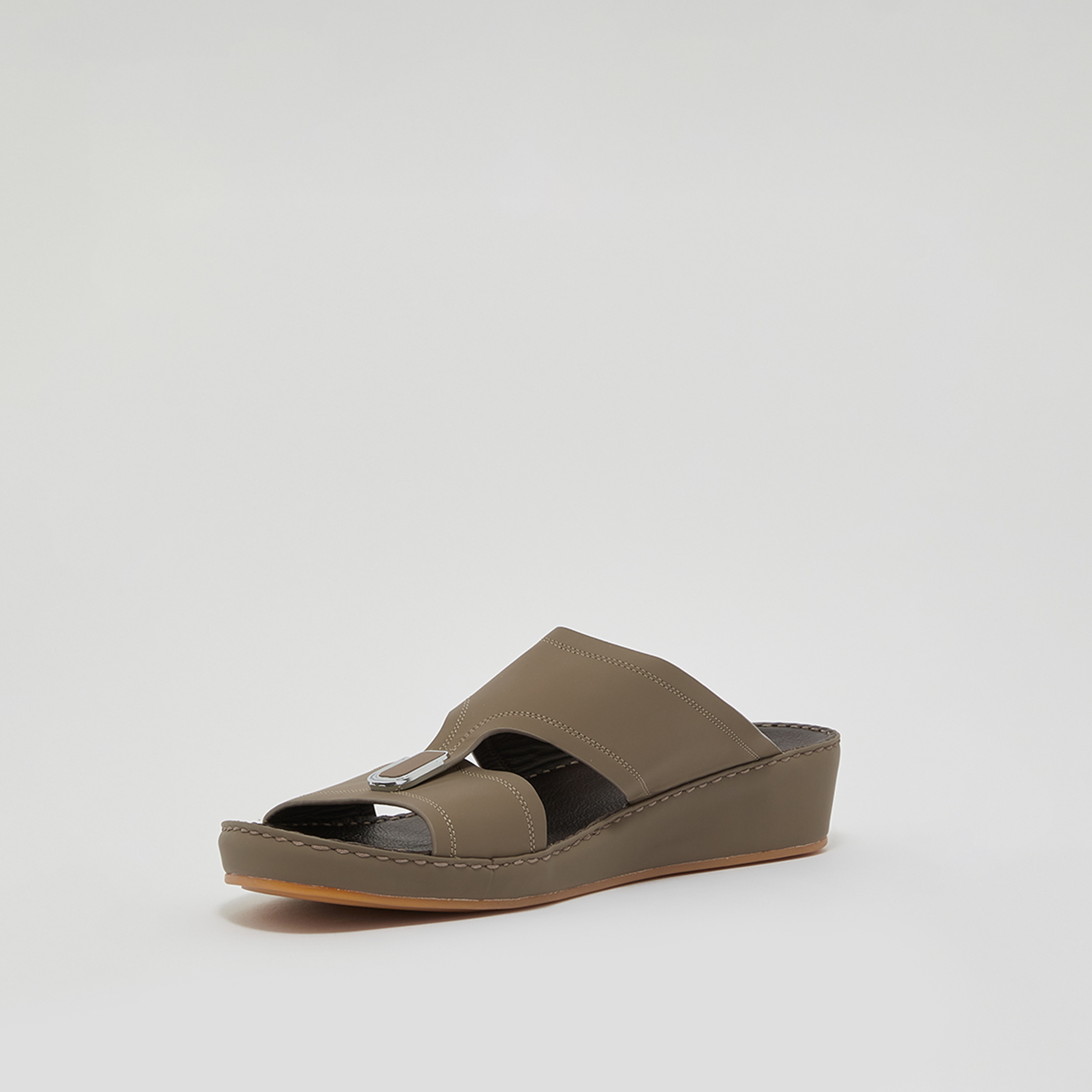 هاش بوبيز - صندل عربي رجالي سهل الارتداء | 55111-200-men-shoes-sandals-image-3