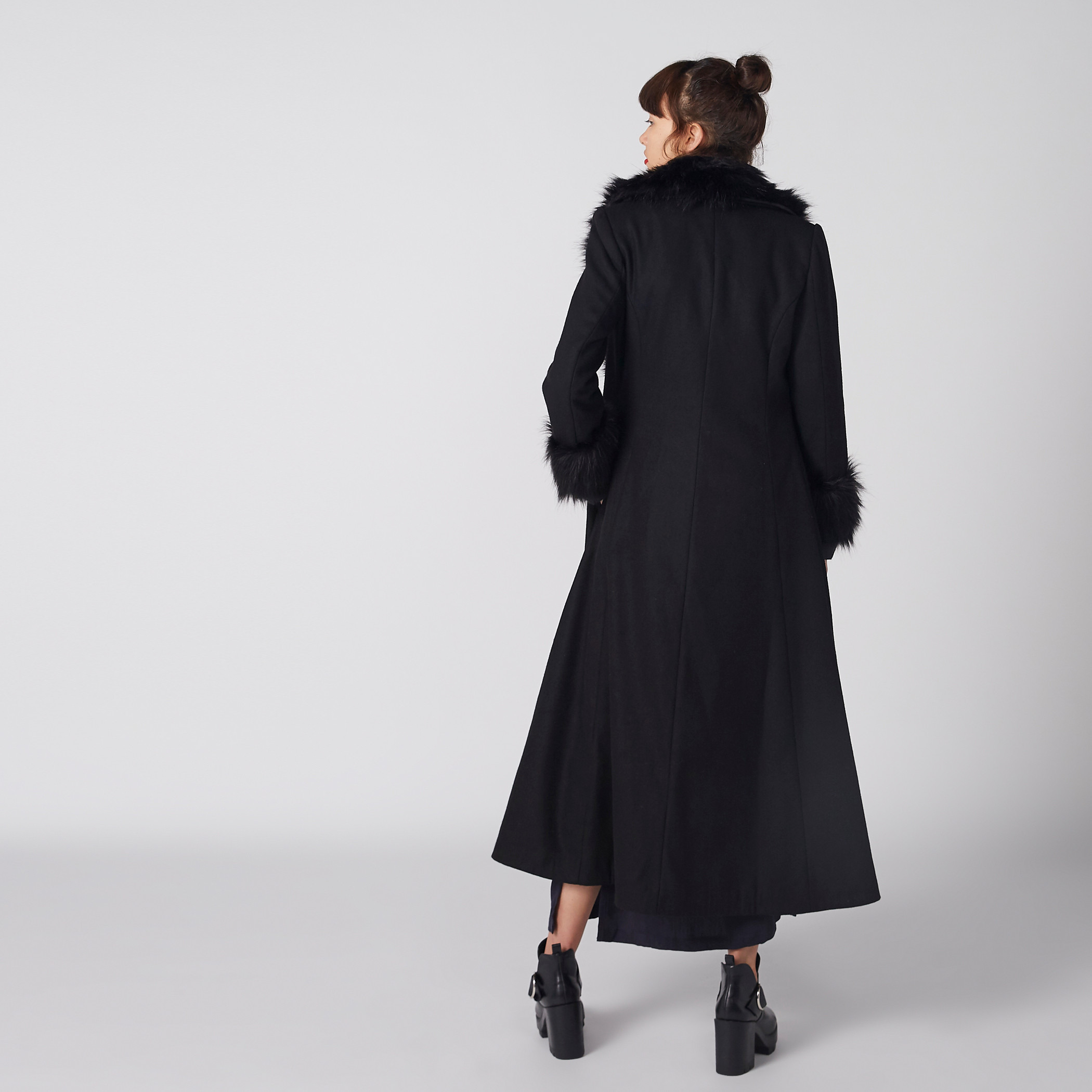 Plush Detail Longline Parka Jacket with Long Sleeves-women-winterwear-coatsandjackets-jackets-image-8