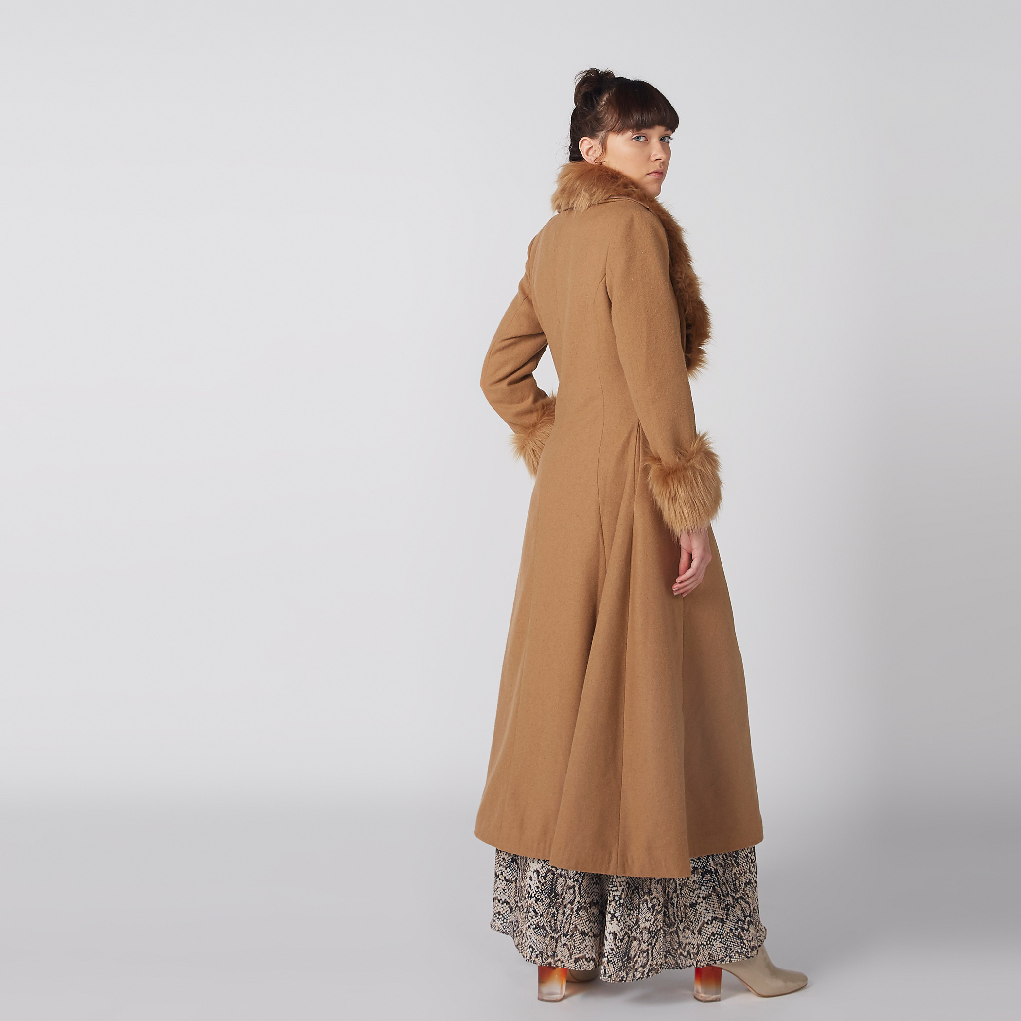 Plush Detail Longline Parka Jacket with Long Sleeves-women-winterwear-coatsandjackets-jackets-image-4