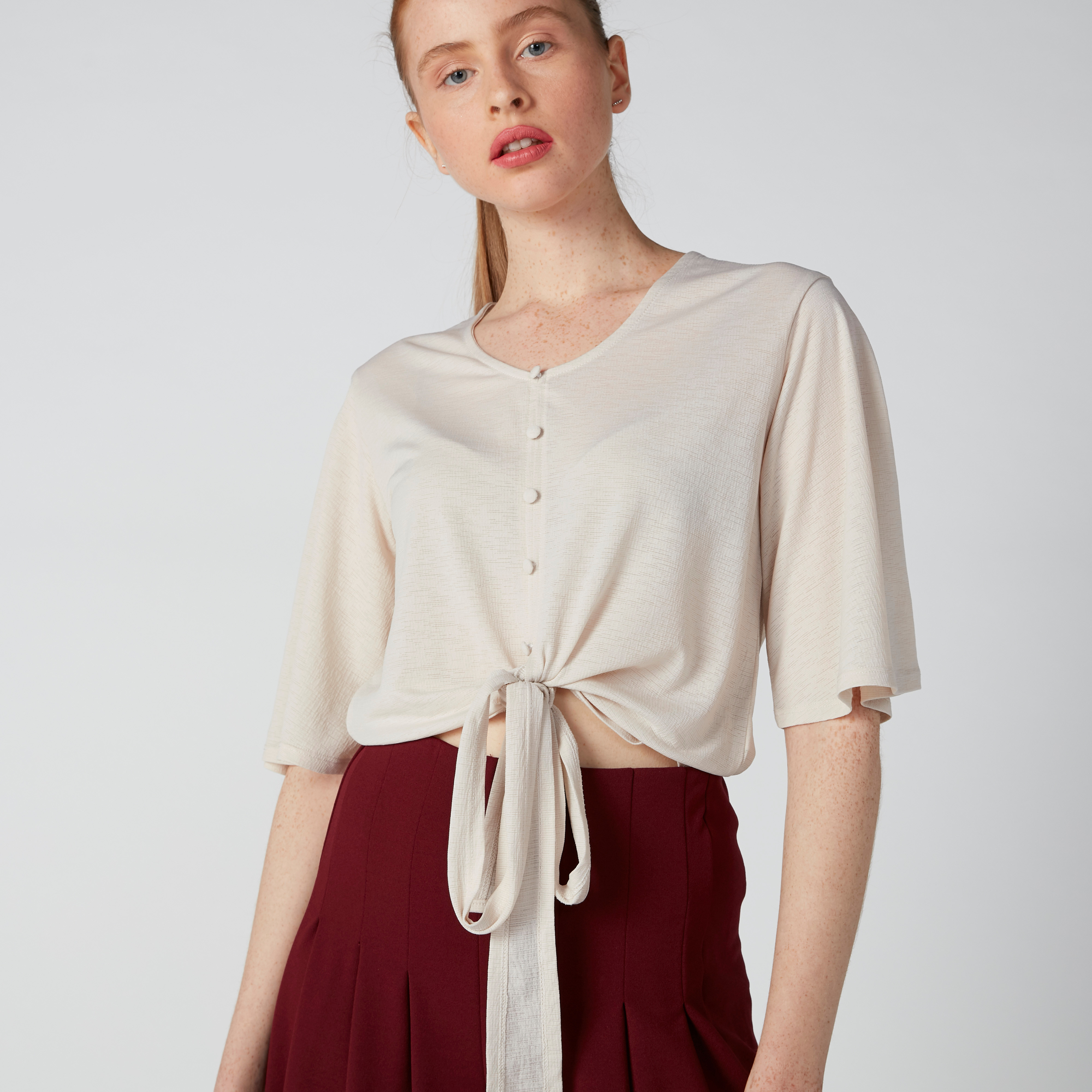 بلوزة بياقة V وأربطة وأزرار-women-clothing-shirtsandblouses-blouses-image-5