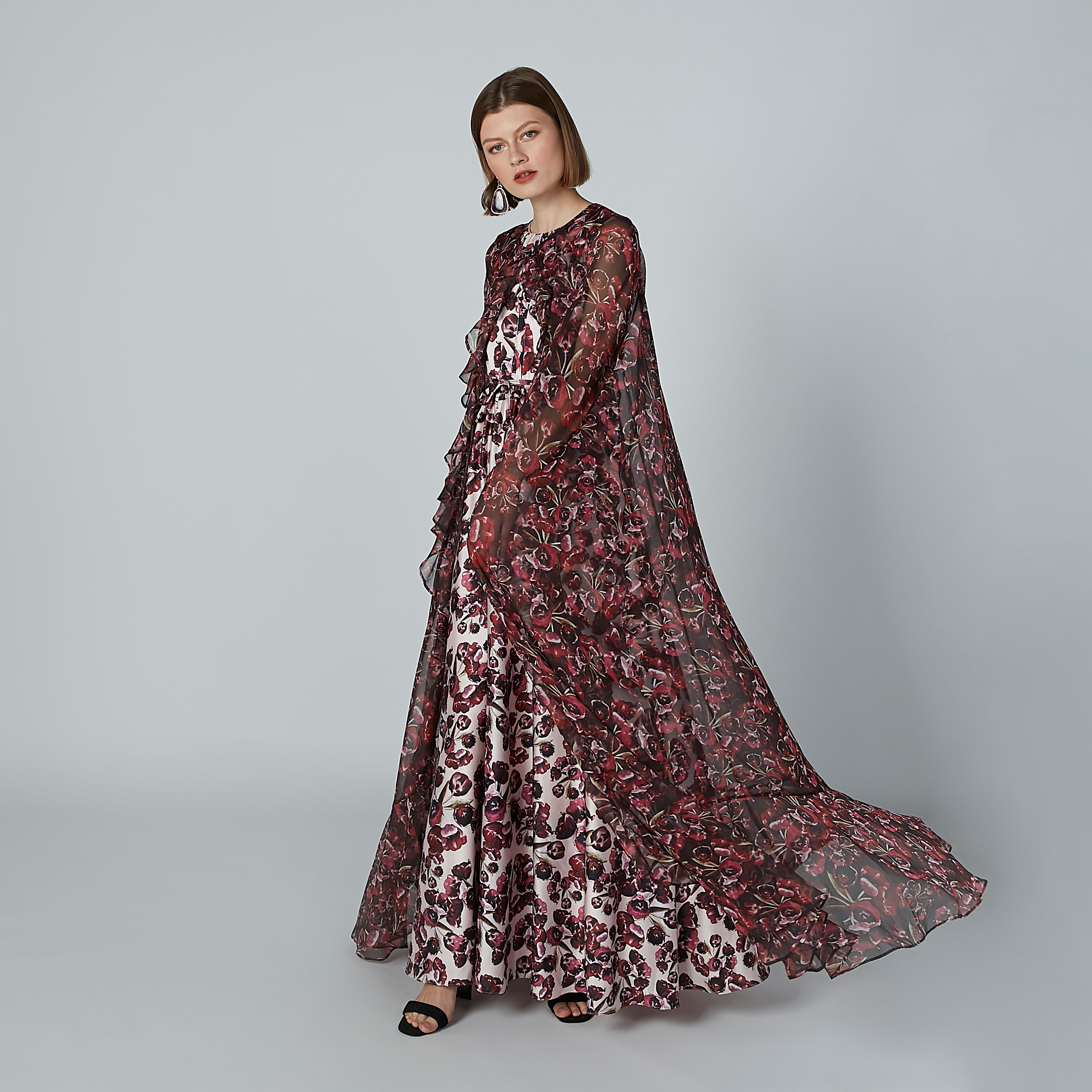 سترة كايب فضفاضة برباط وتفاصيل كشكش وطبعات-women-winterwear-cardigansandjumpers-jumpers-image-2