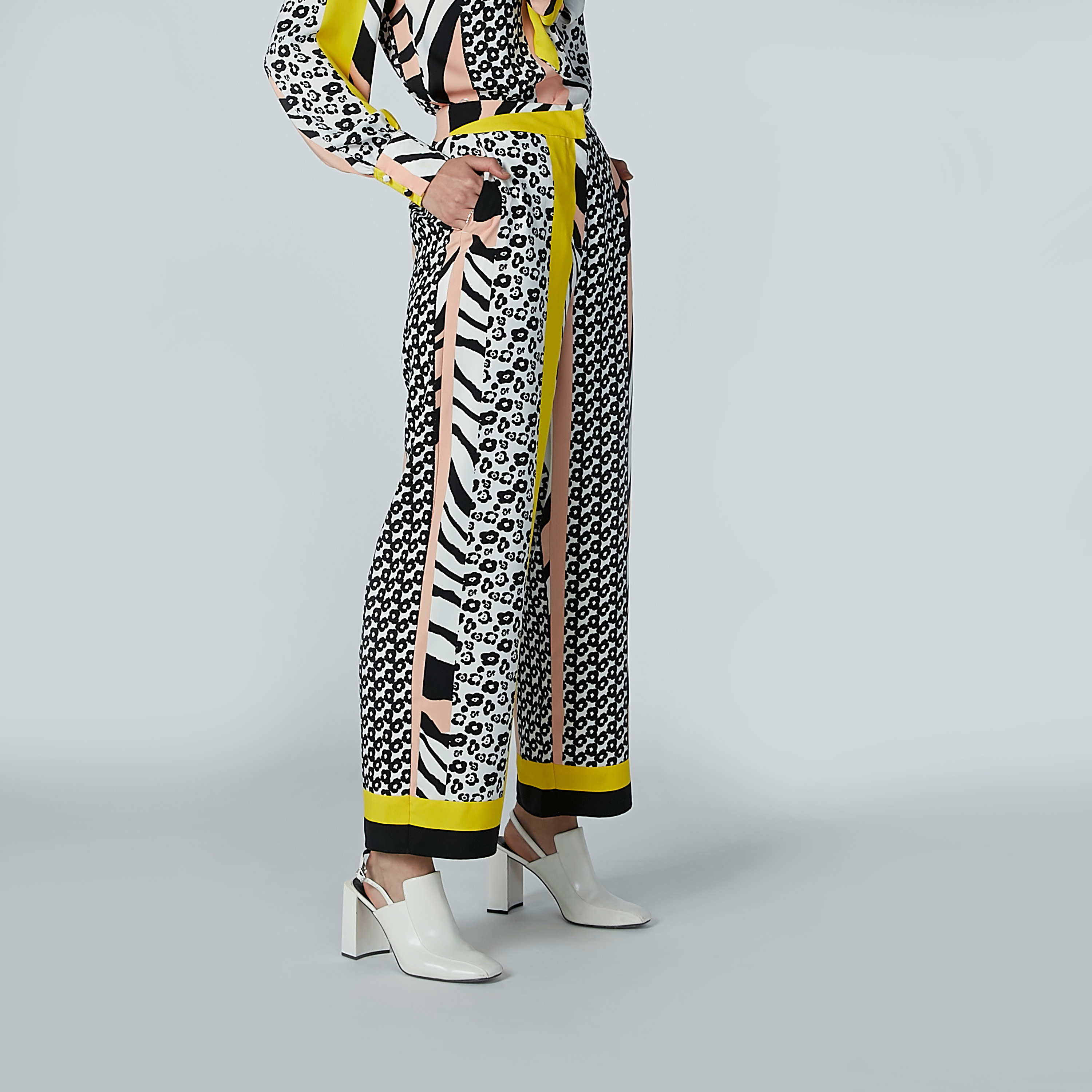 Printed Palazzo Pants with Pocket Detail-women-clothing-bottoms-trousers-image-1