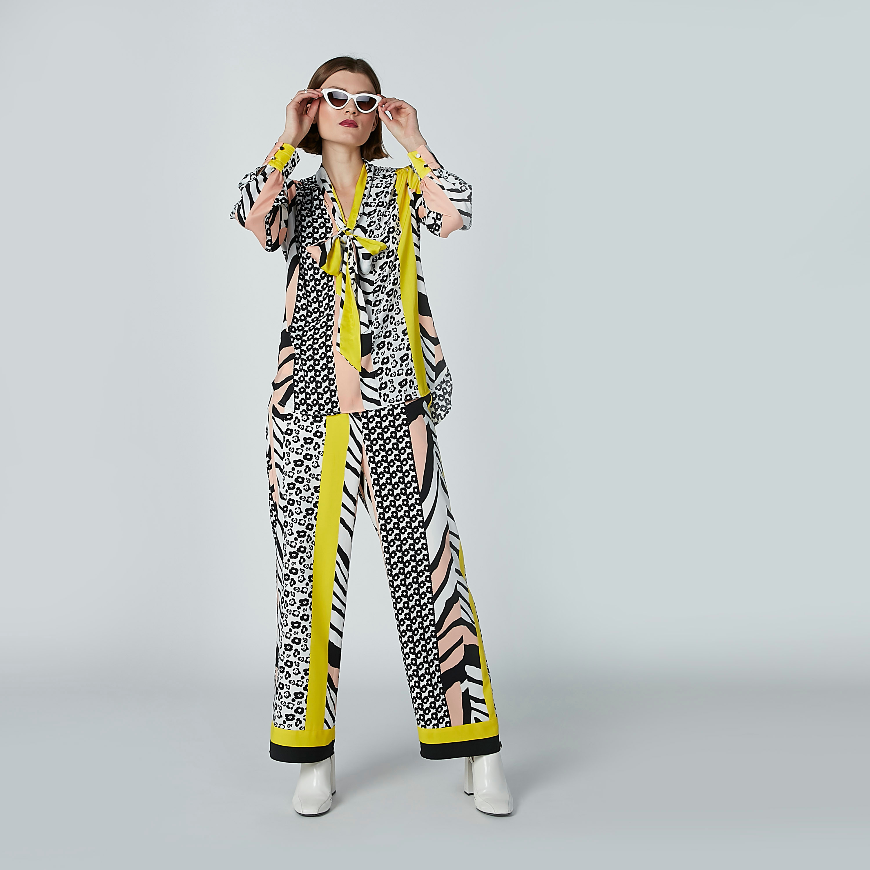 Printed Palazzo Pants with Pocket Detail-women-clothing-bottoms-trousers-image-2