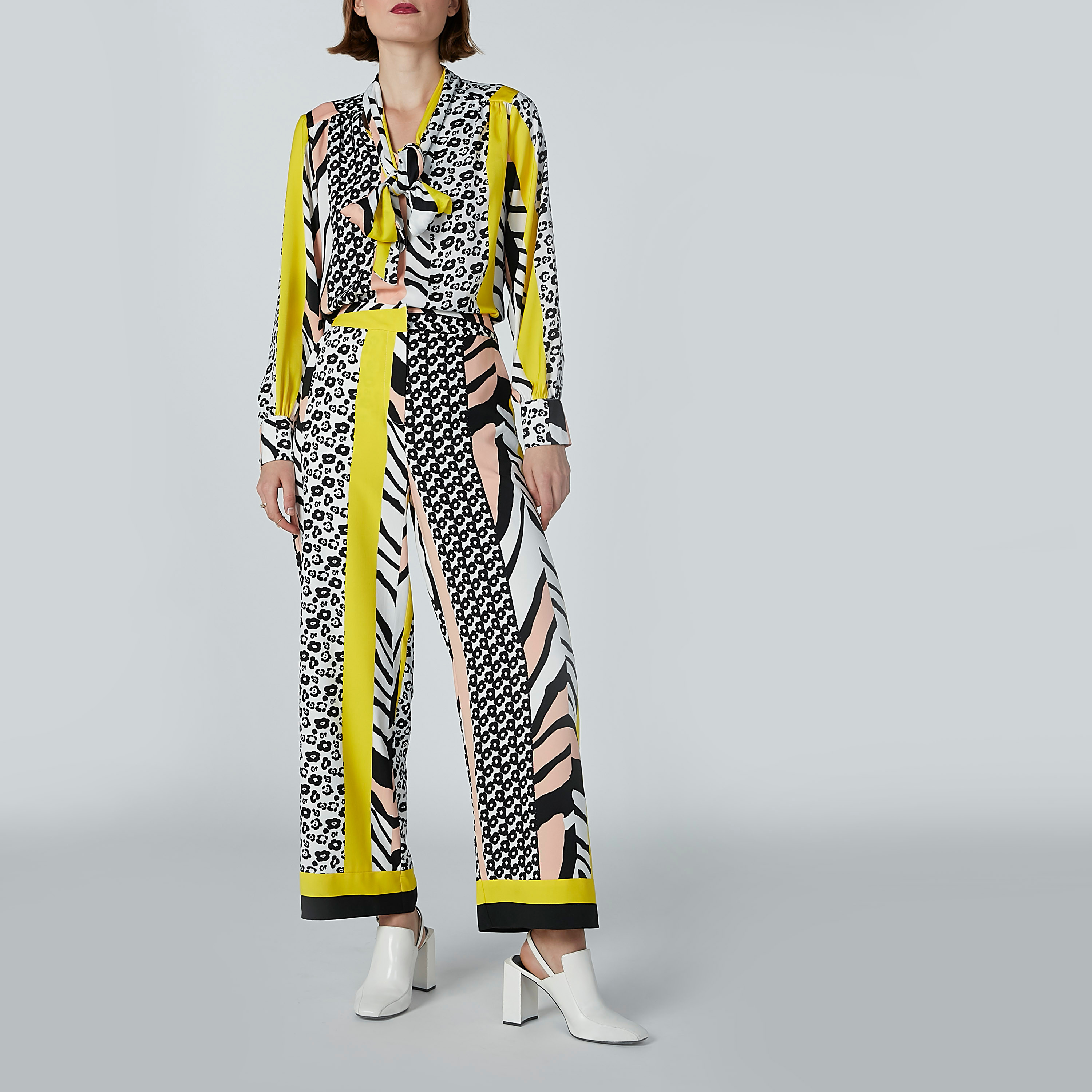Printed Palazzo Pants with Pocket Detail-women-clothing-bottoms-trousers-image-3