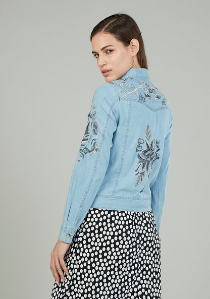 Embroidered Denim Jacket with Long Sleeves and Flap Pockets
