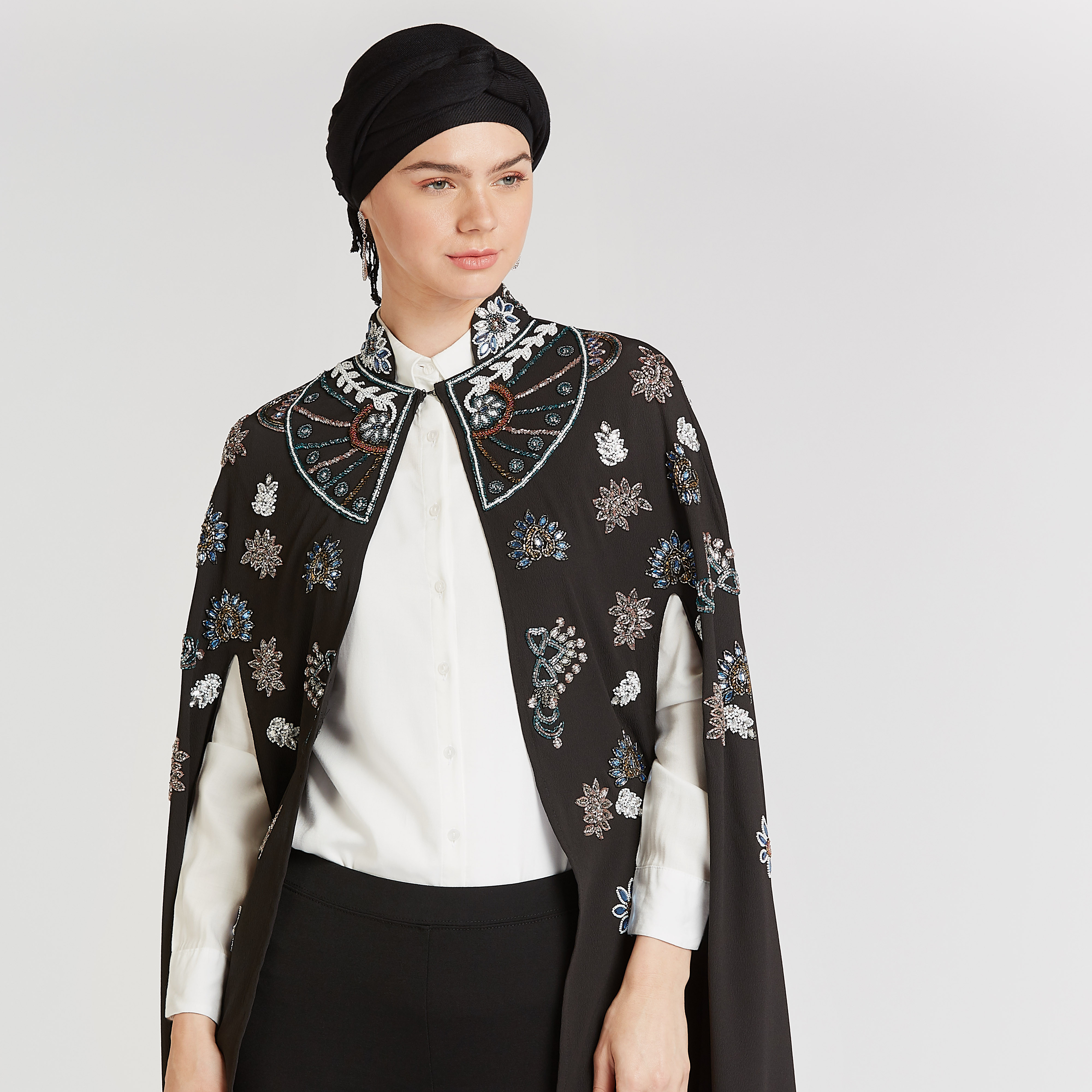 جاكيت مزيّن بأكمام كاب-women-winterwear-coatsandjackets-jackets-image-5