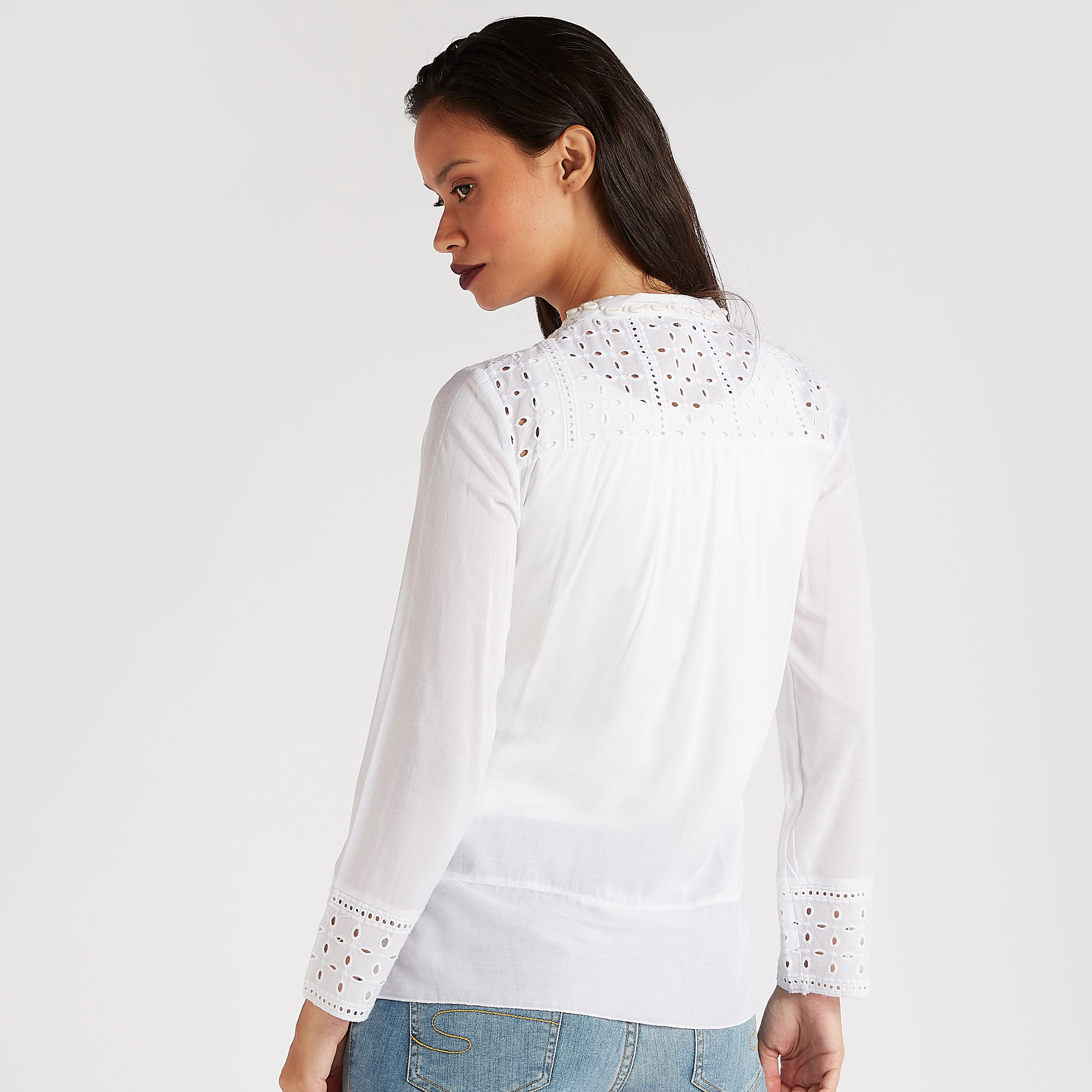 بلوزة مزيّنة بياقة عالية وأكمام طويلة-women-clothing-shirtsandblouses-blouses-image-4